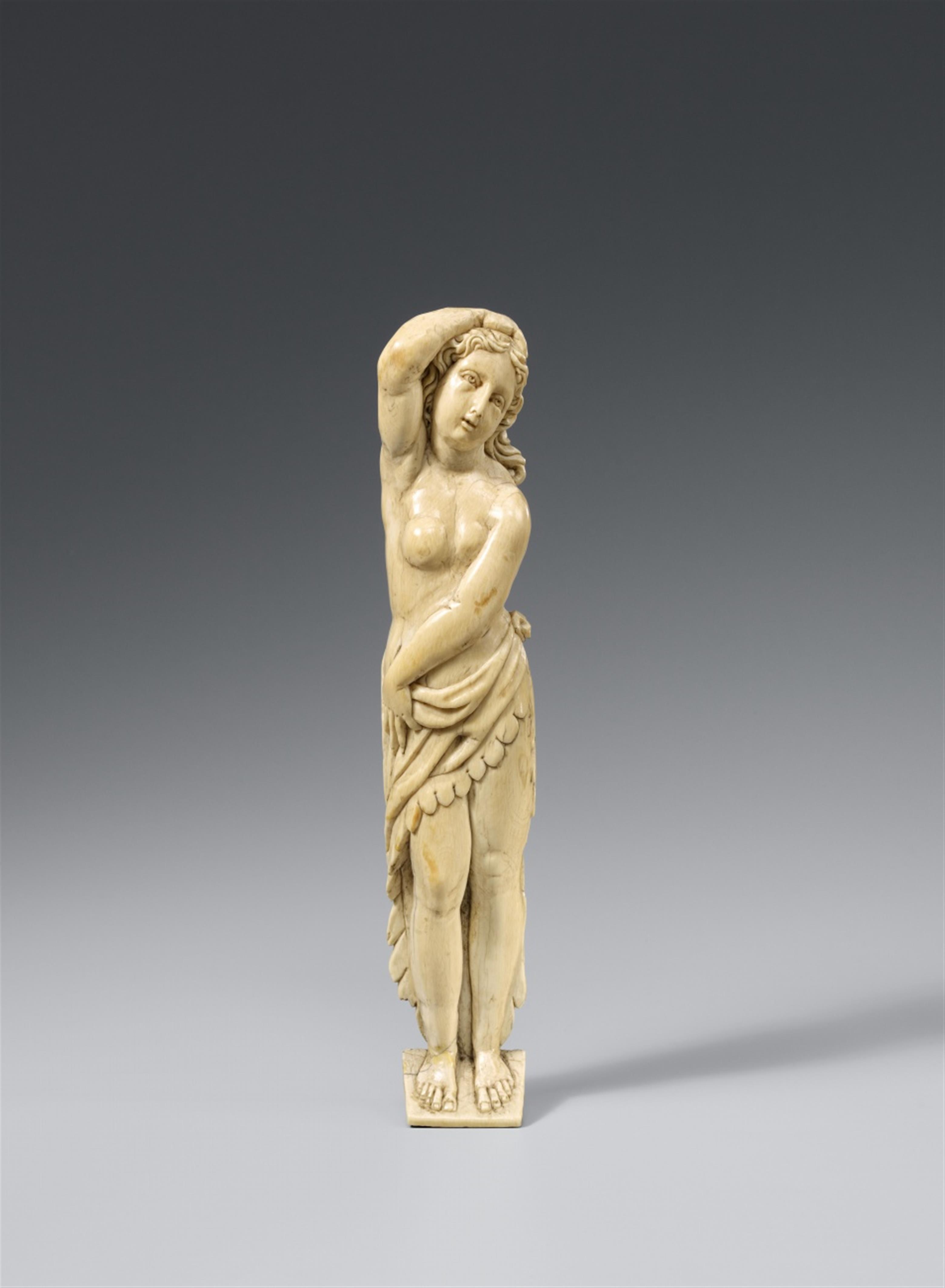 Probably South German 16th century - A probably South German carved ivory figure of a standing woman, 16th century - image-1