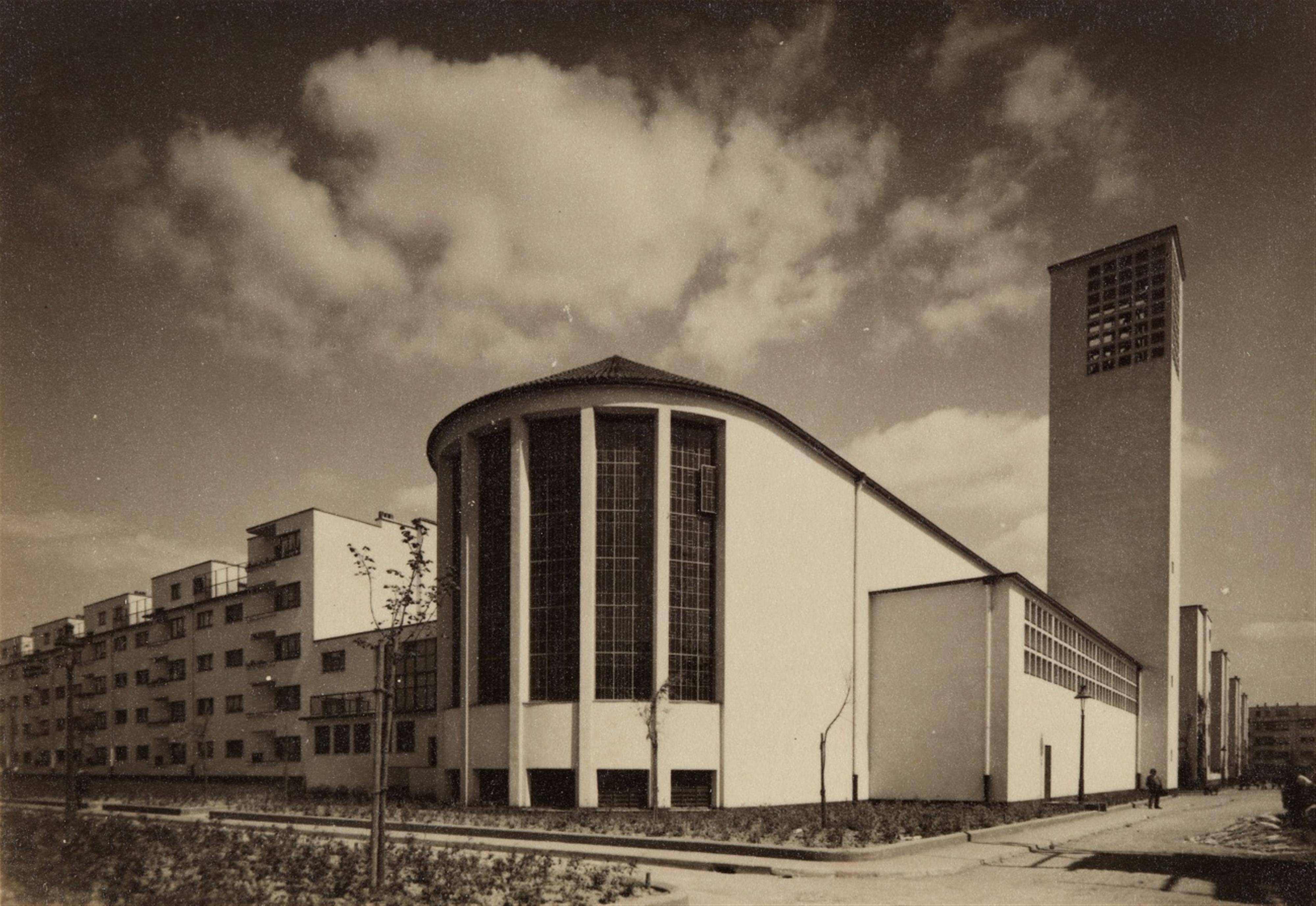 Werner Mantz - Sankt Petrus Canisius, Köln-Kalkerfeld - image-1