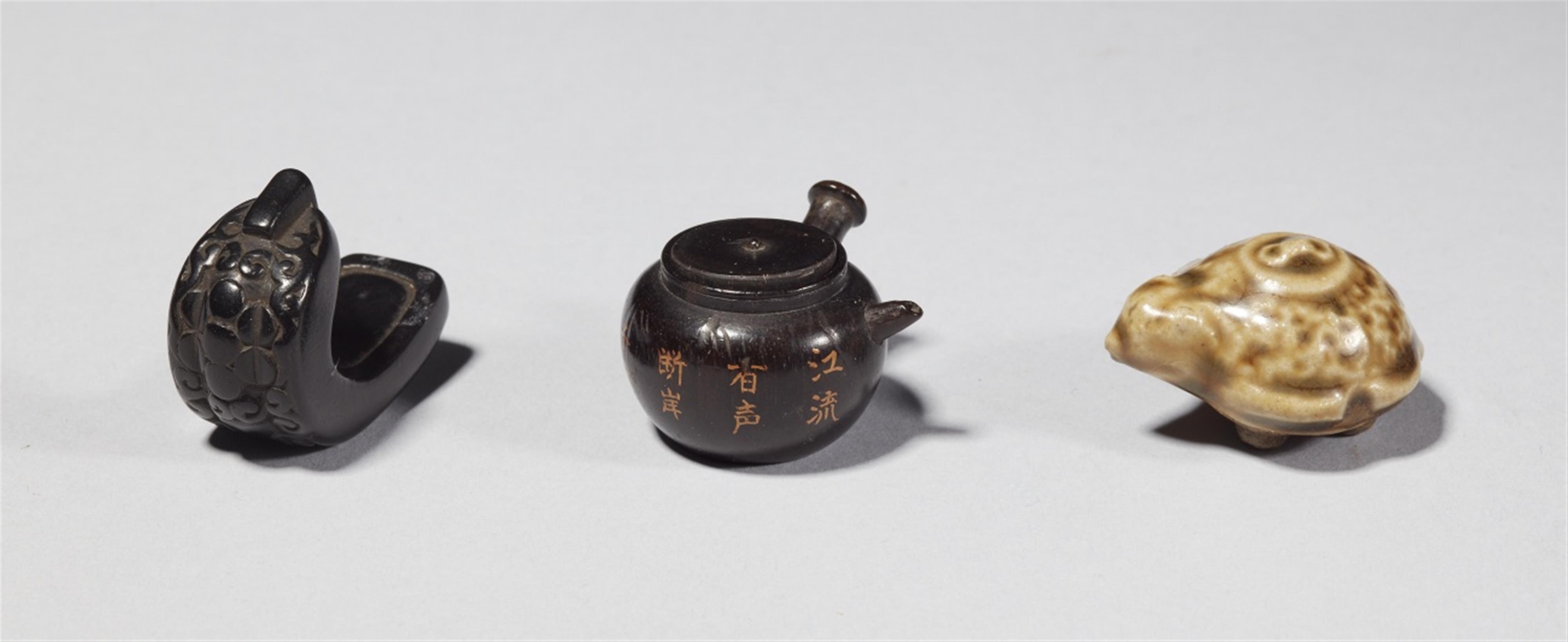 A group of three netsuke. 19th century - image-1