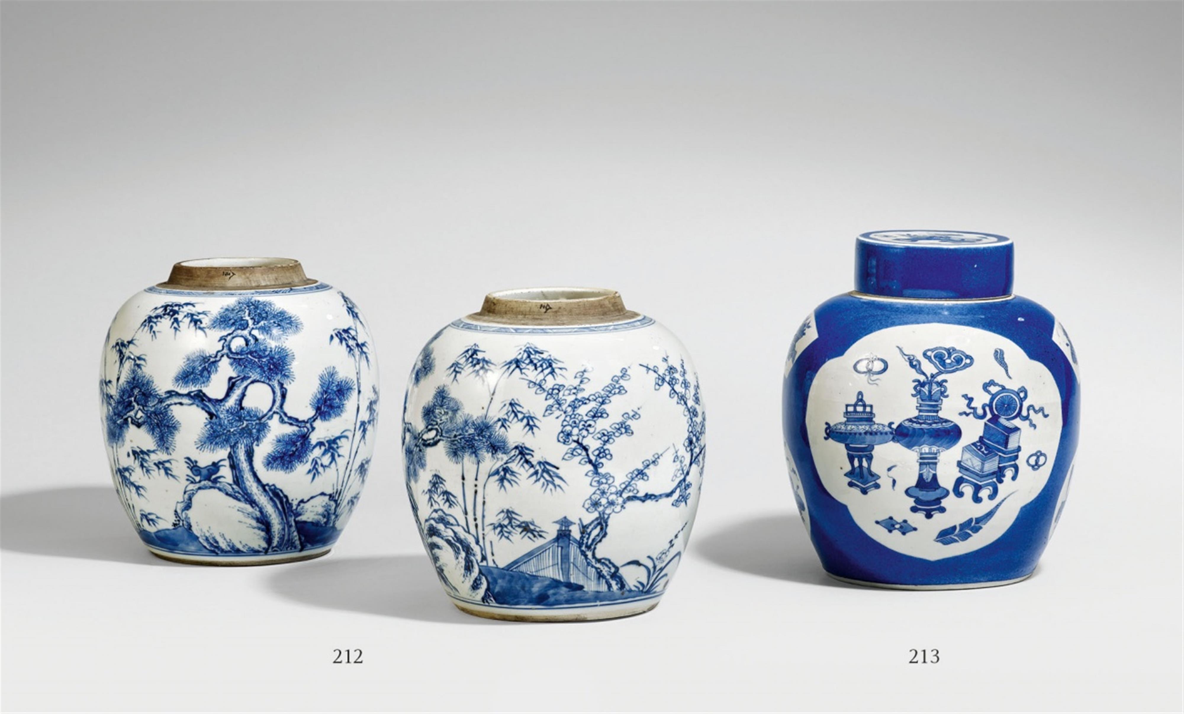 A blue and white ginger jar and cover. 19th century - image-1