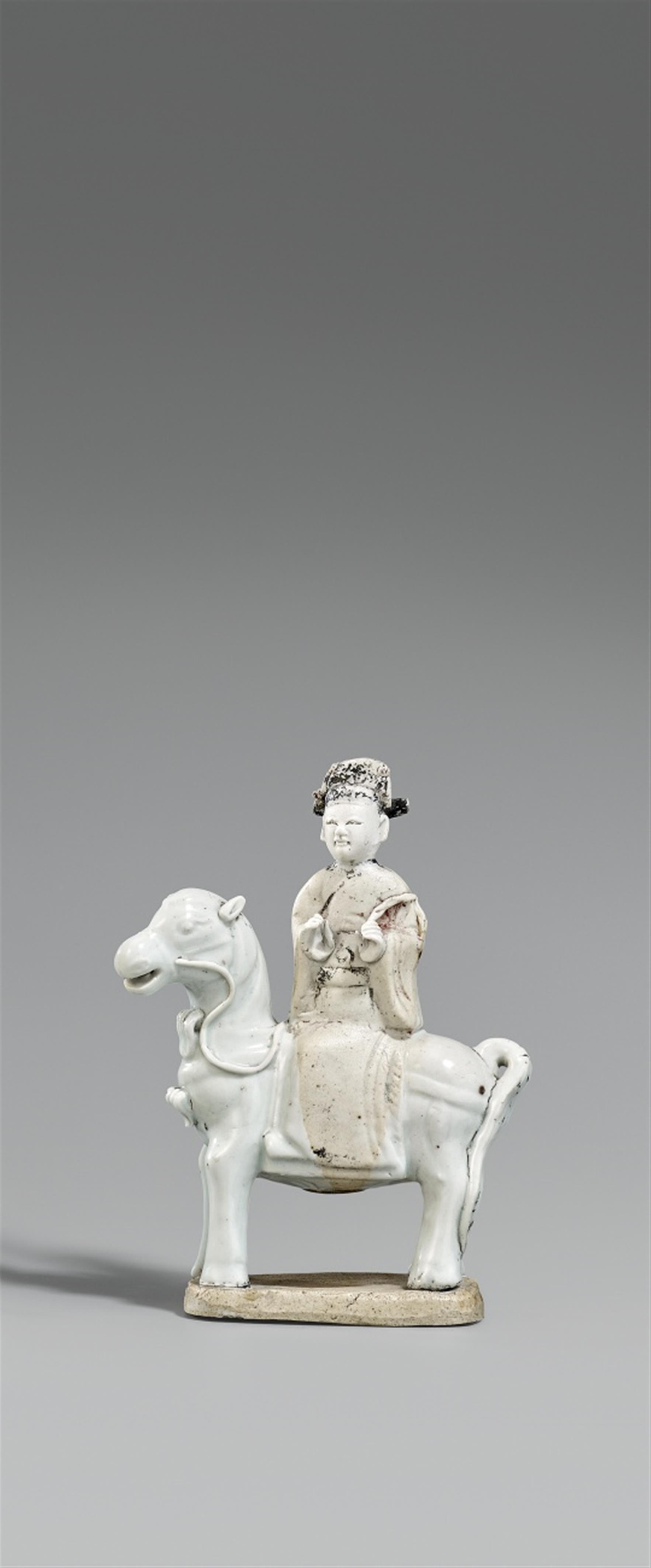 Blanc de Chine-Reiterfigur. Dehua. 18. Jh. - image-1