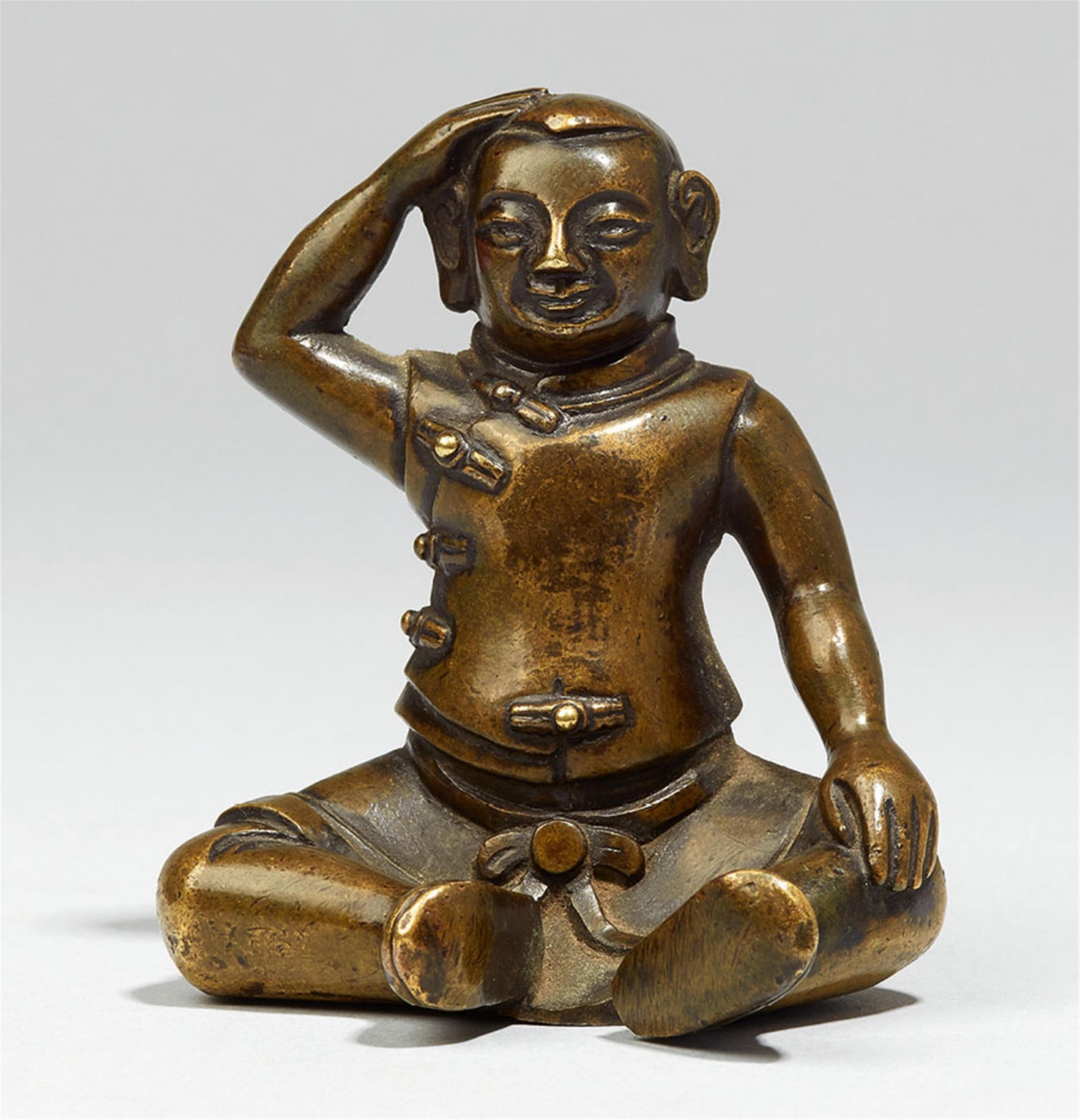 A bronze figure of a seated Chinese boy, possibly a paper weight. 19th century - image-1