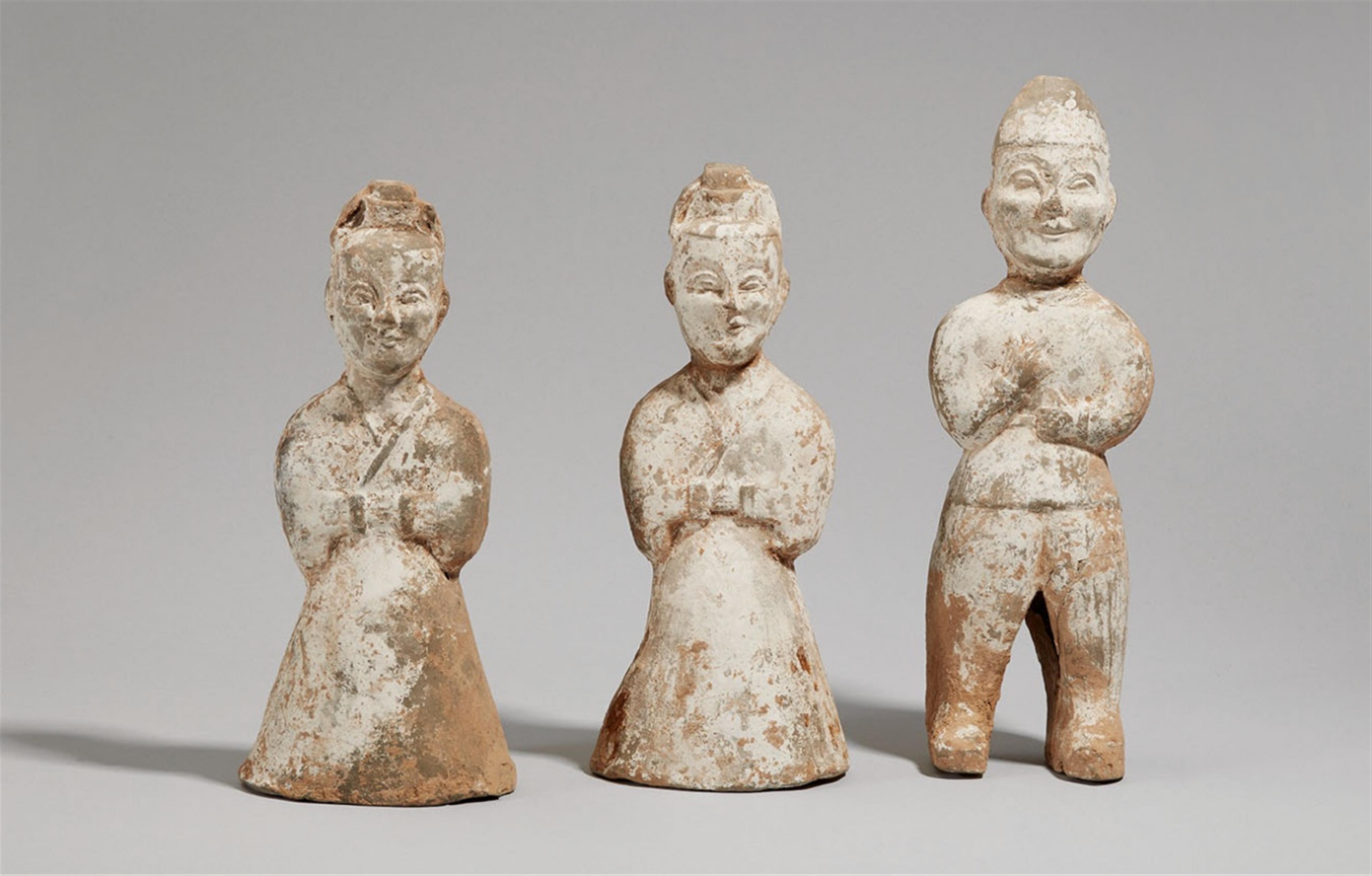 Three tomb figures. Han dynasty (206 BC-220 AD) - image-1