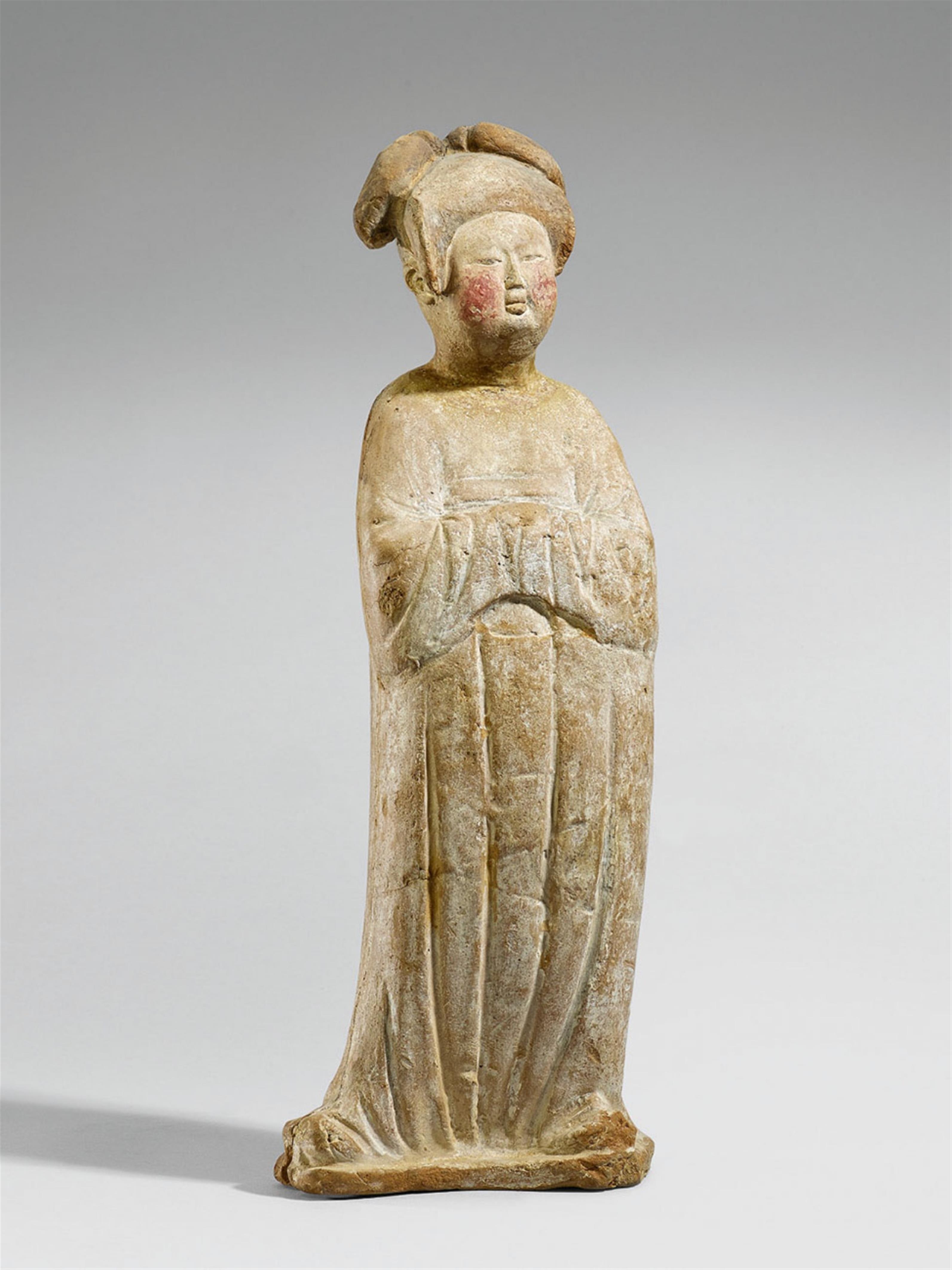 A painted pottery figure of a Fat Lady. Tang dynasty (618-907) - image-1