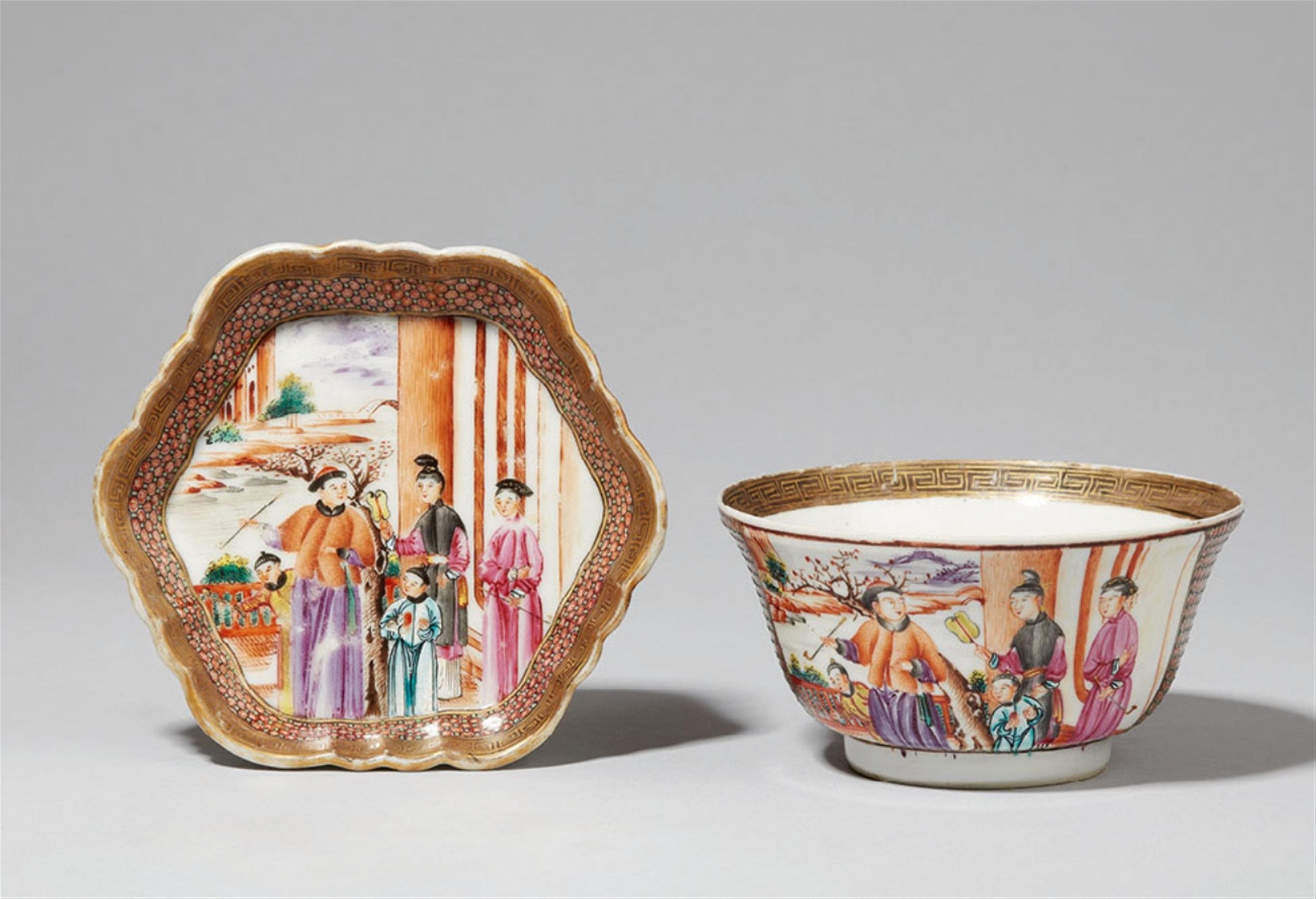 A famille rose bowl and saucer. Qianlong period (1735-1796) - image-1