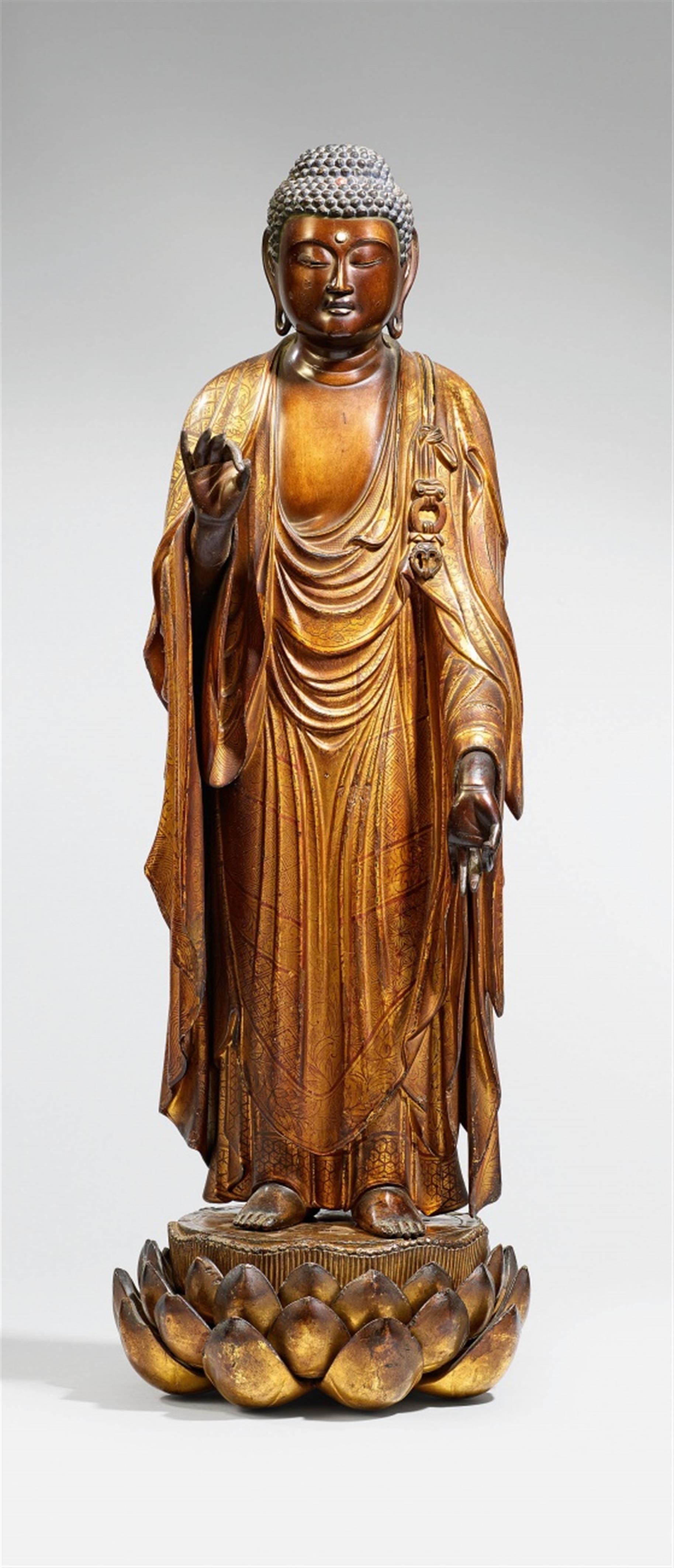 Großer stehender Amida Nyorai. Holz mit Schwarzlack und Vergoldung. Edo-Zeit, möglicherweise 18. Jh. - image-1