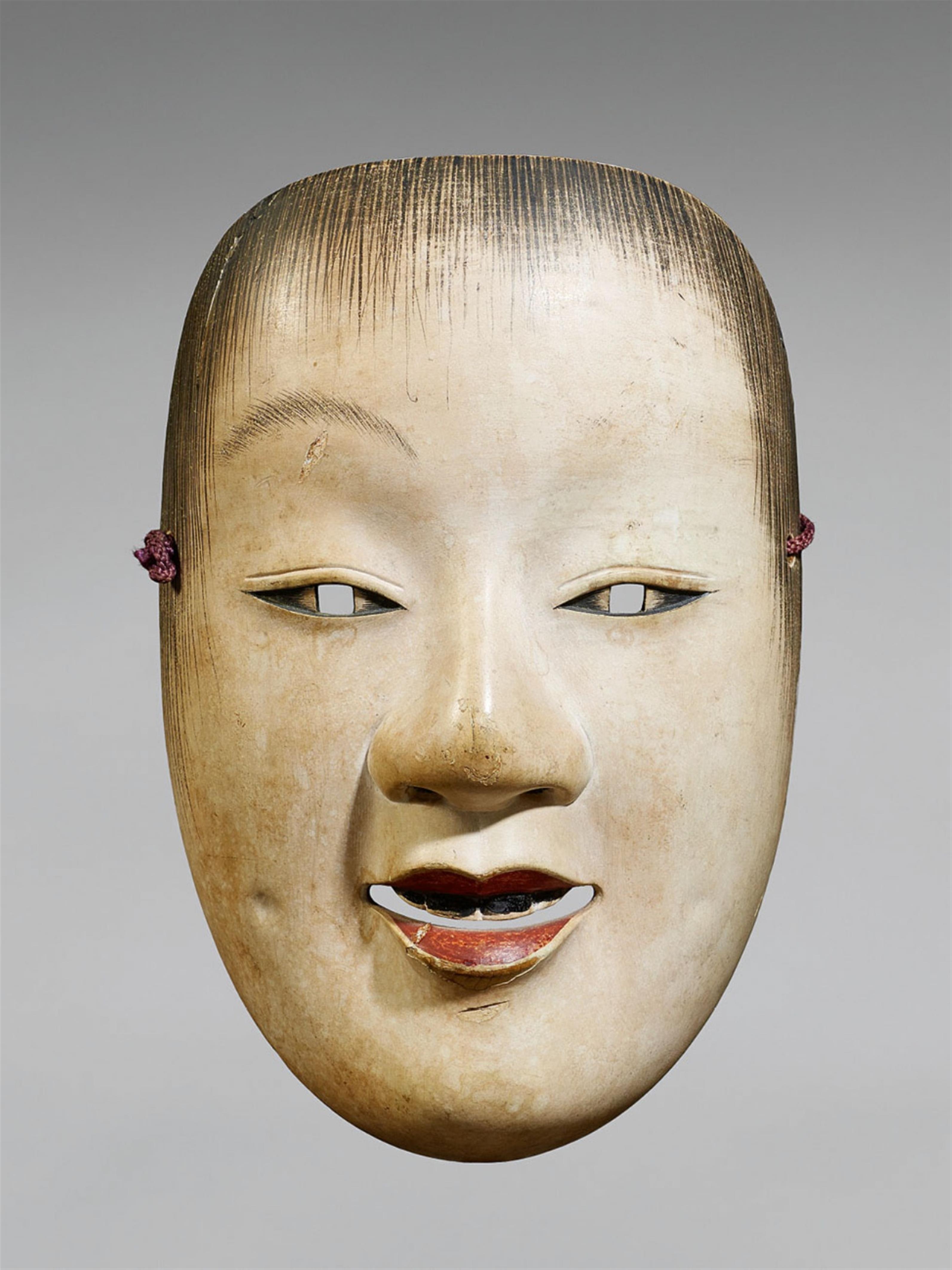A polychromed wood nô mask. Edo period - image-1