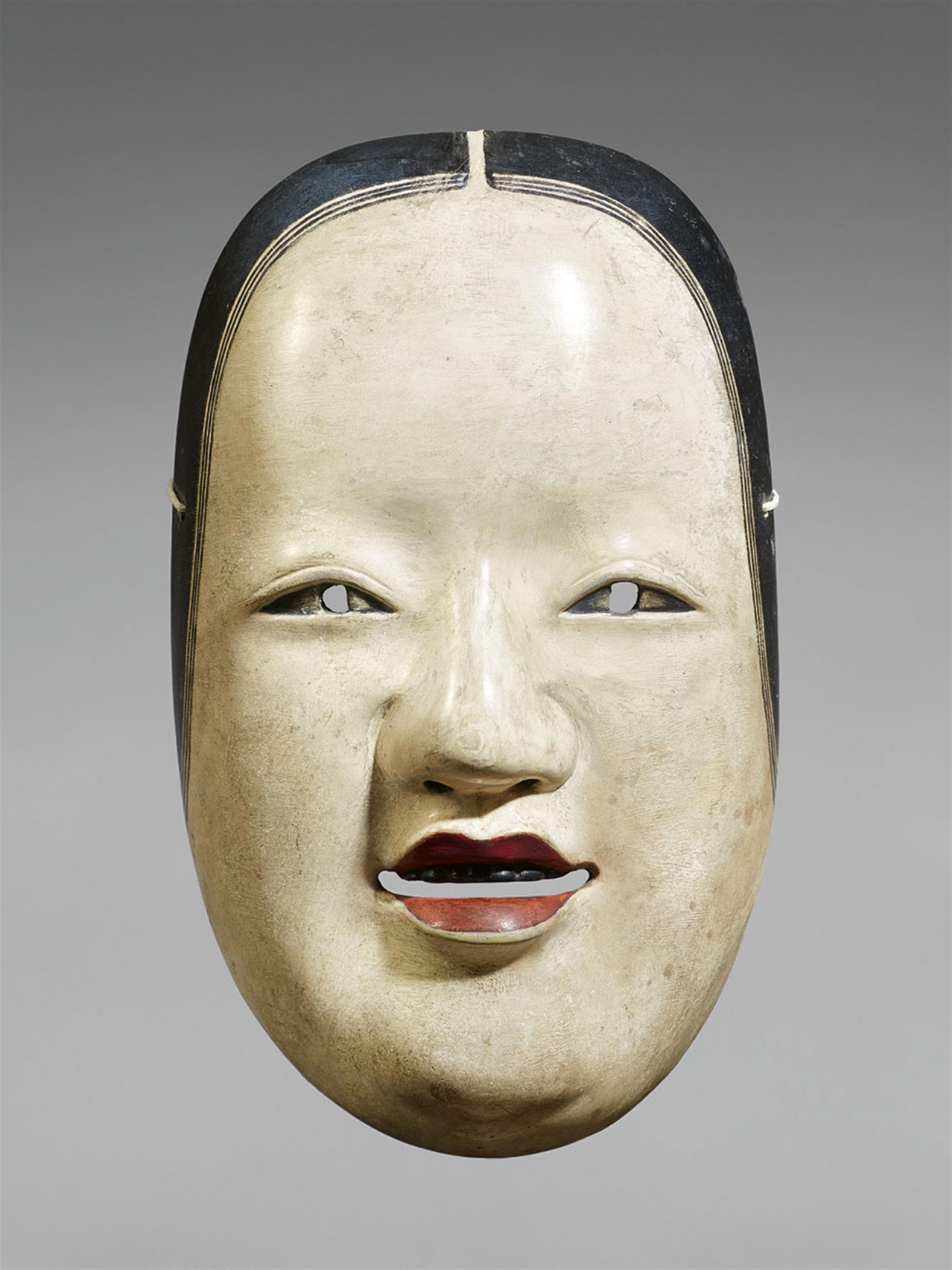 A polychromed wood nô mask. Edo period - image-1