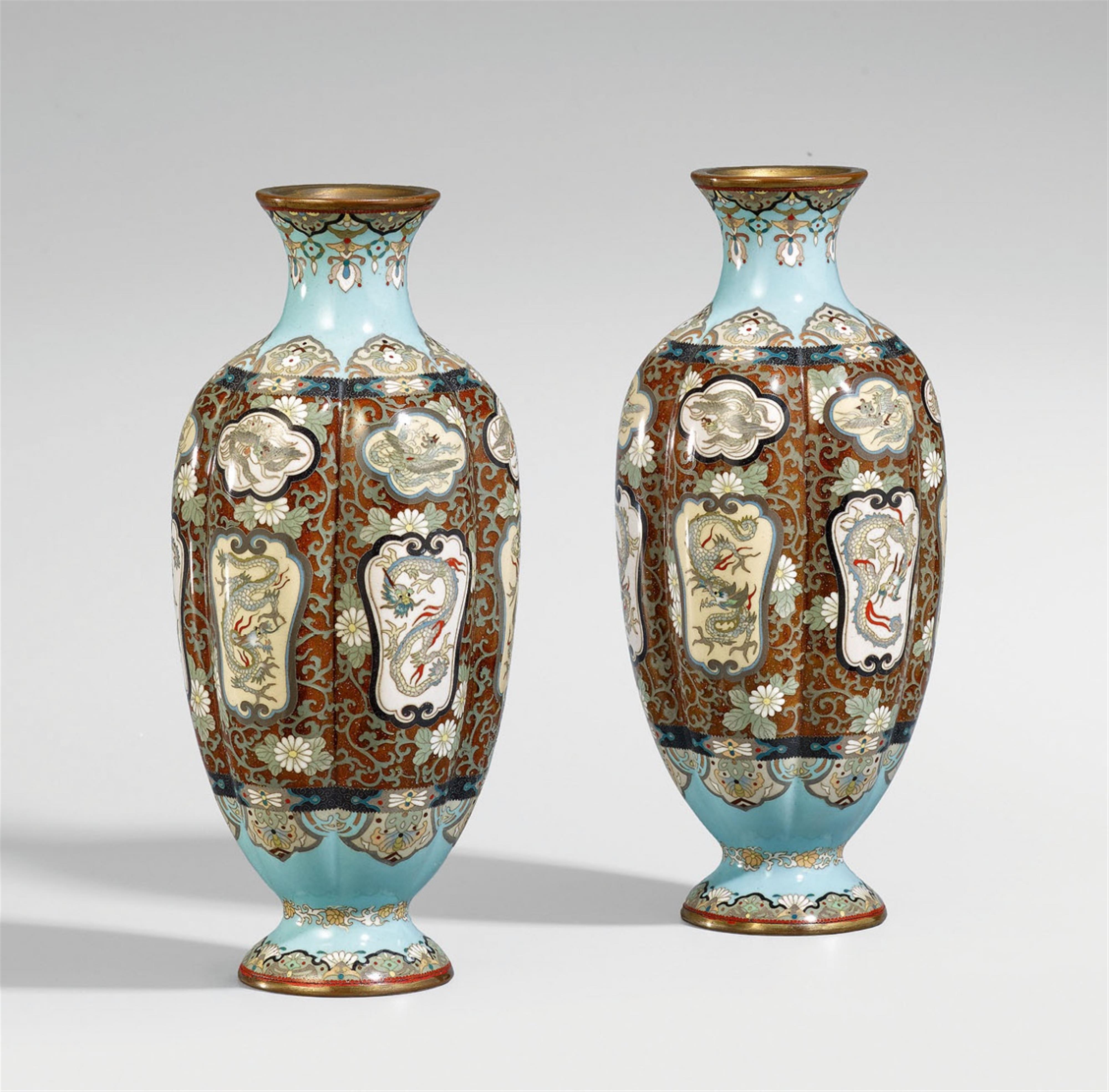 A pair of elongated melon-shaped cloisonné enamel vases. Late 19th century - image-1