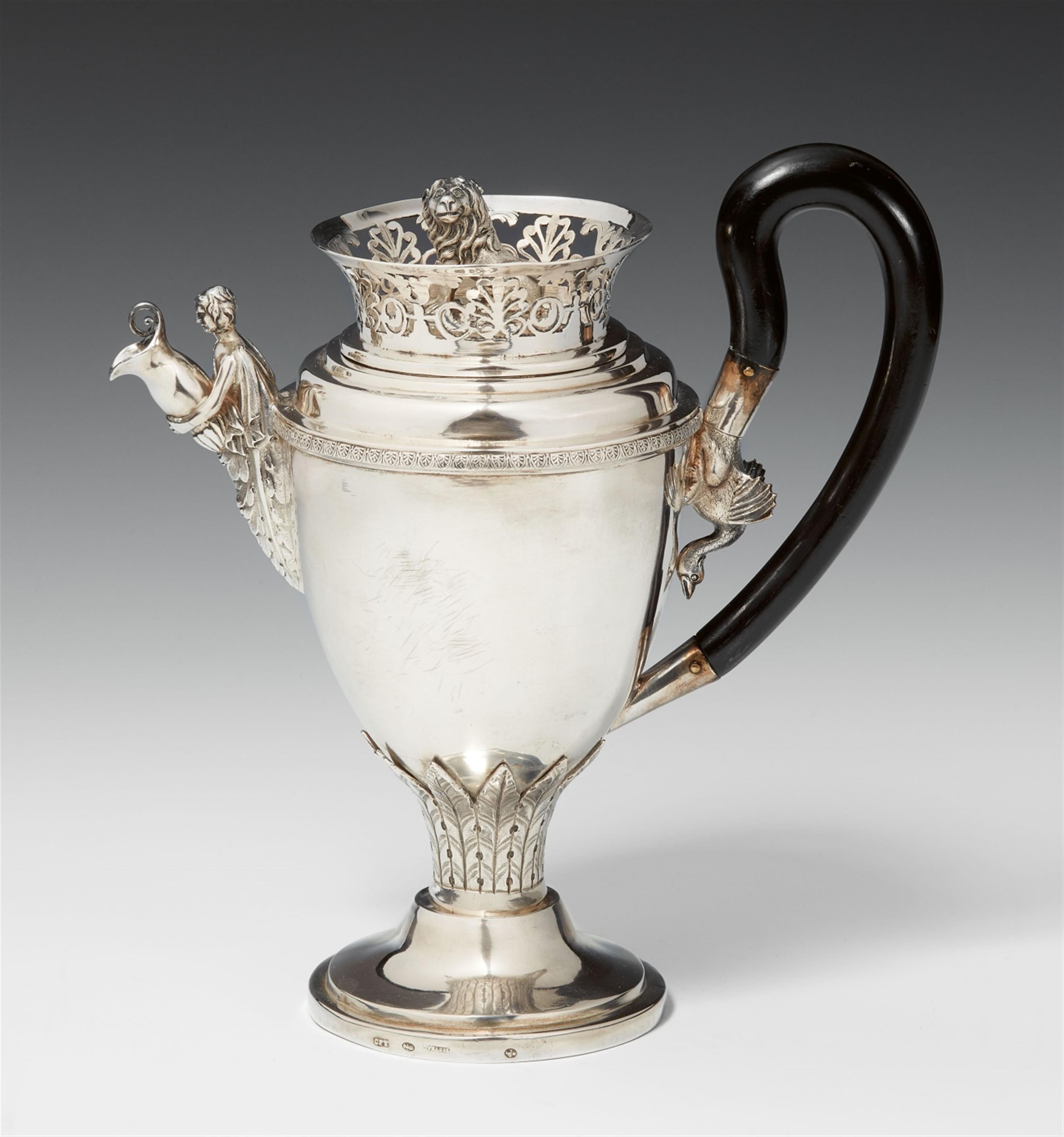 A Neoclassical Augsburg silver tea pot. Marks of Georg Christian Friedrich Temmler, 1814/15. - image-1