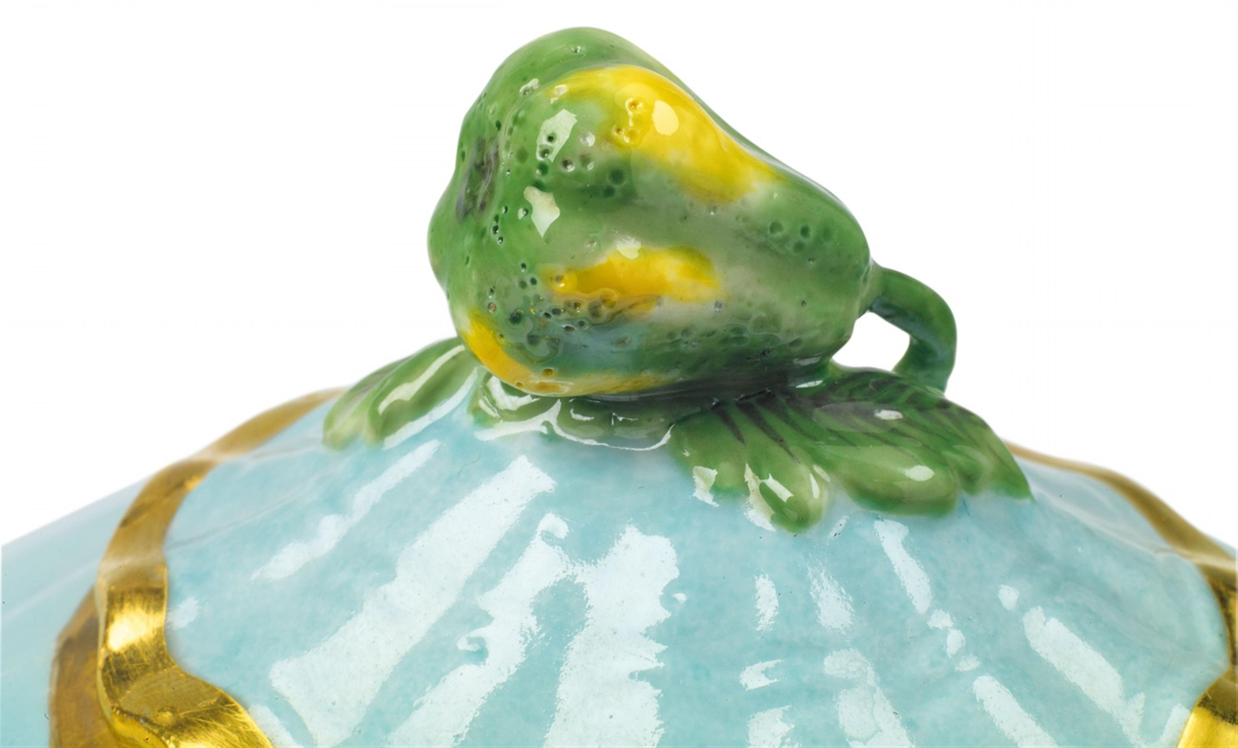 A Meissen porcelain teapot formed as a pumpkin - image-2