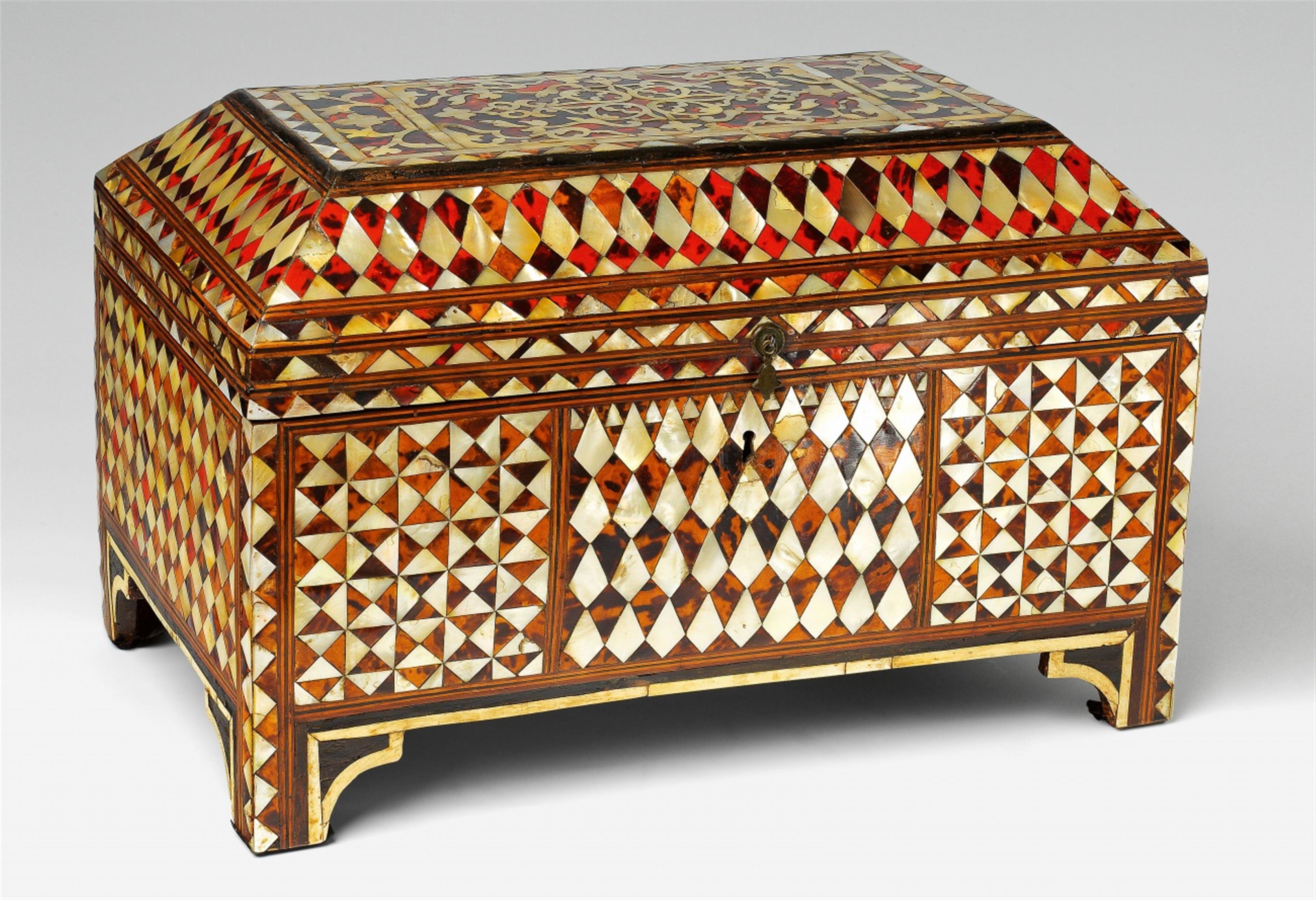 An Ottoman inlaid coffer - image-1