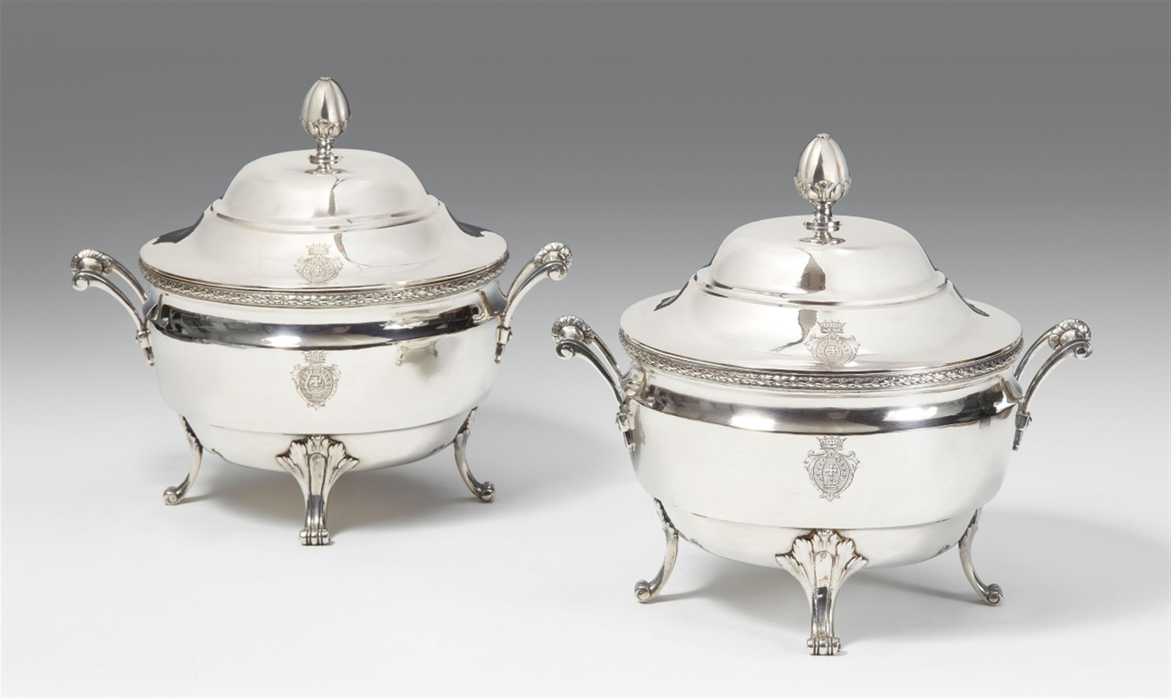 A pair of Augsburg silver tureens. Marks of Johann Jakob Hermann Grabe, 1793 - 95. - image-1