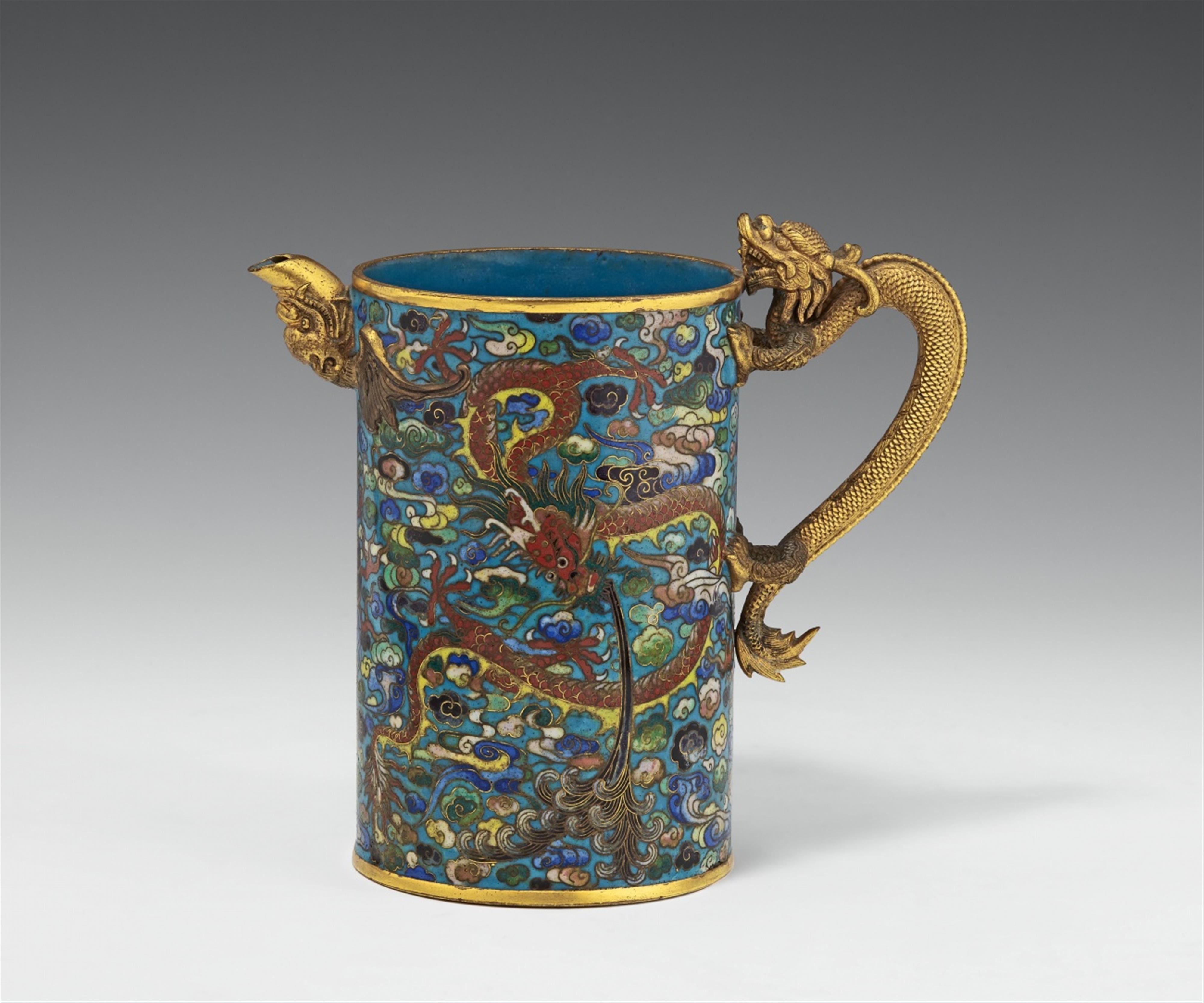 A cloisonné enamel jug. 18th/19th century - image-1