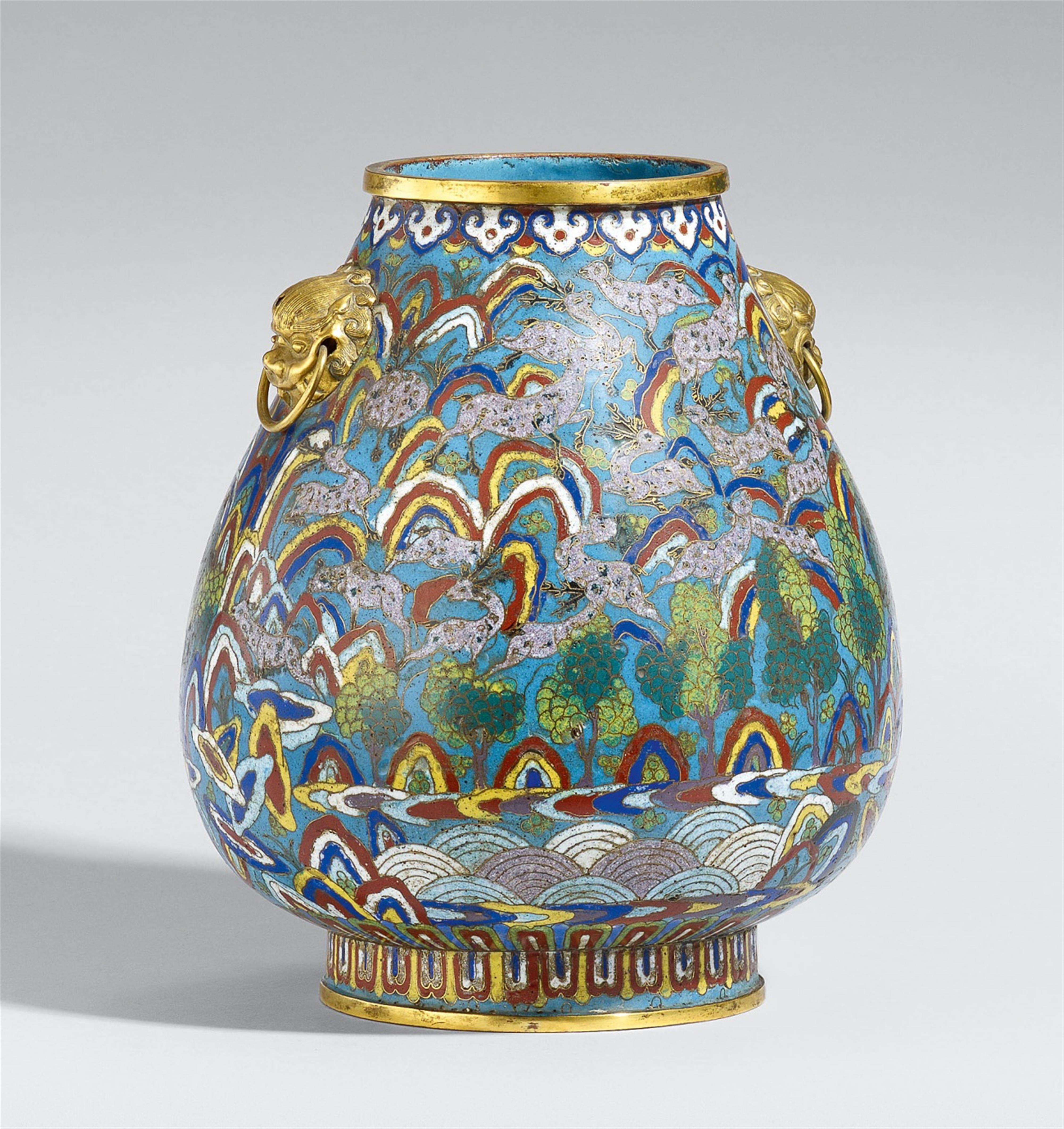 A cloisonné enamel vase. 19th century - image-1