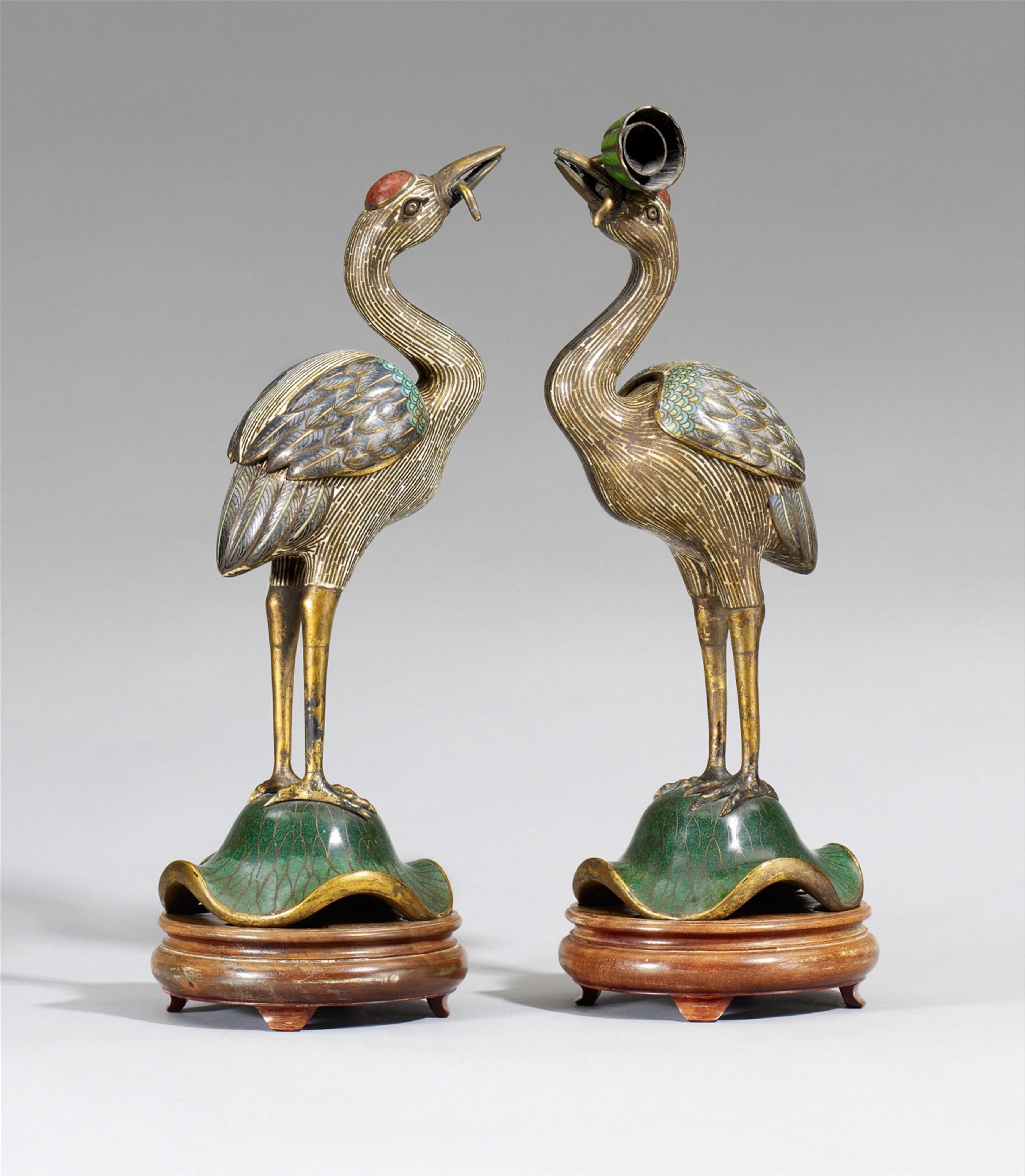 A pair of closisonné enamel cranes. Late 19th century - image-2