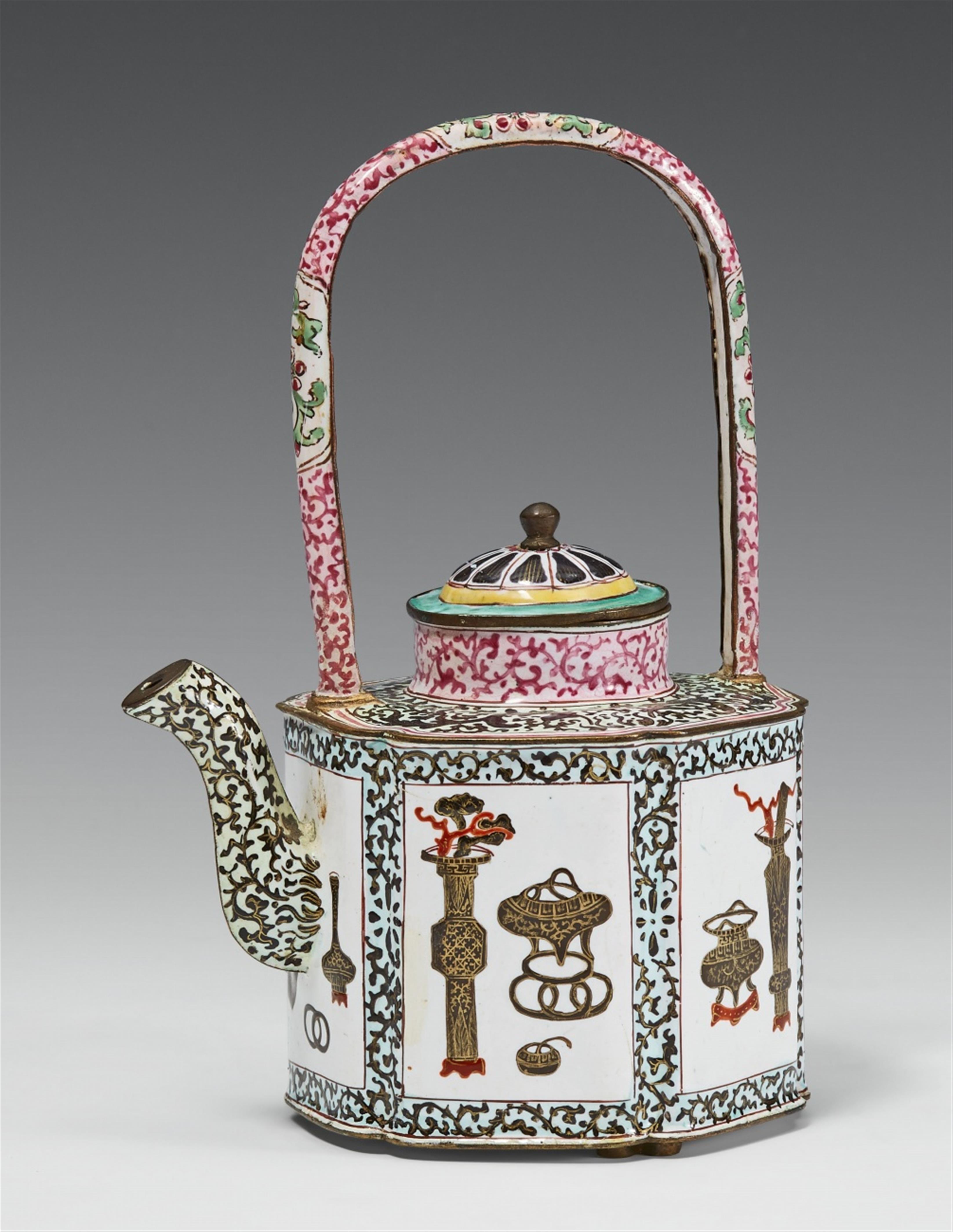 A small Canton enamel on copper tea pot. 18th century - image-1