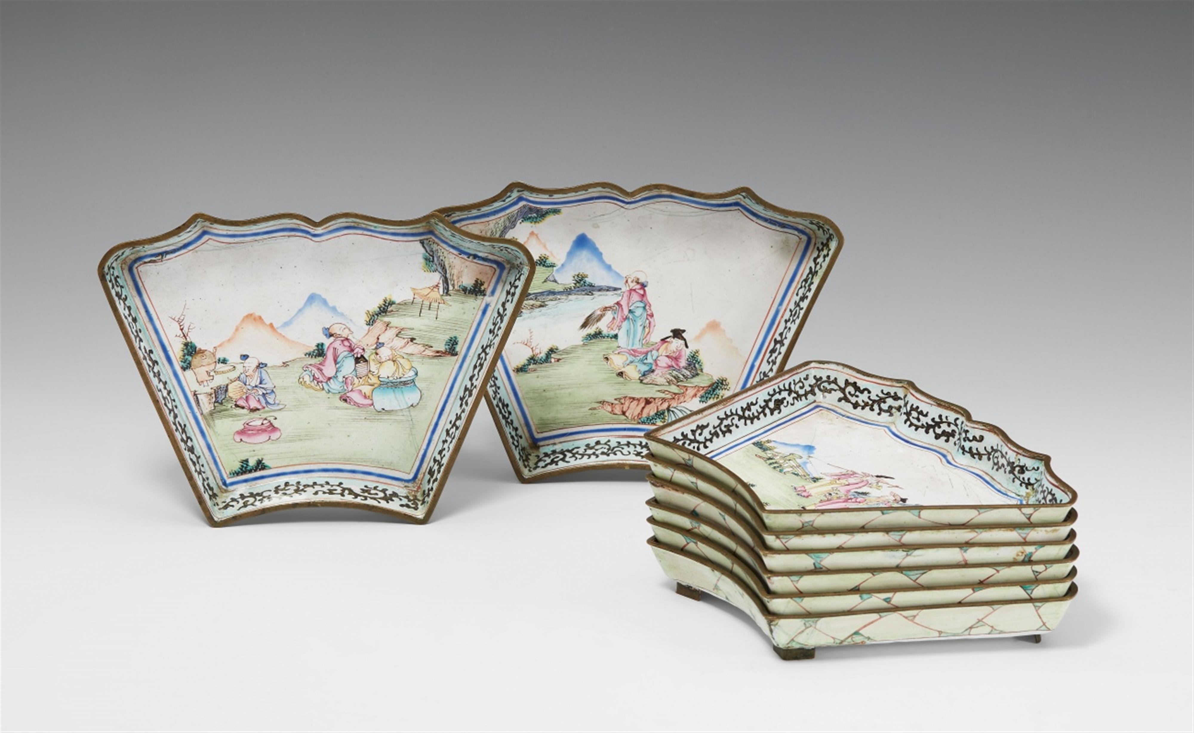 Eight painted enamel on copper trapezoid sweetmeat dishes belonging to a cabaret. Canton, 18th/19th century - image-1