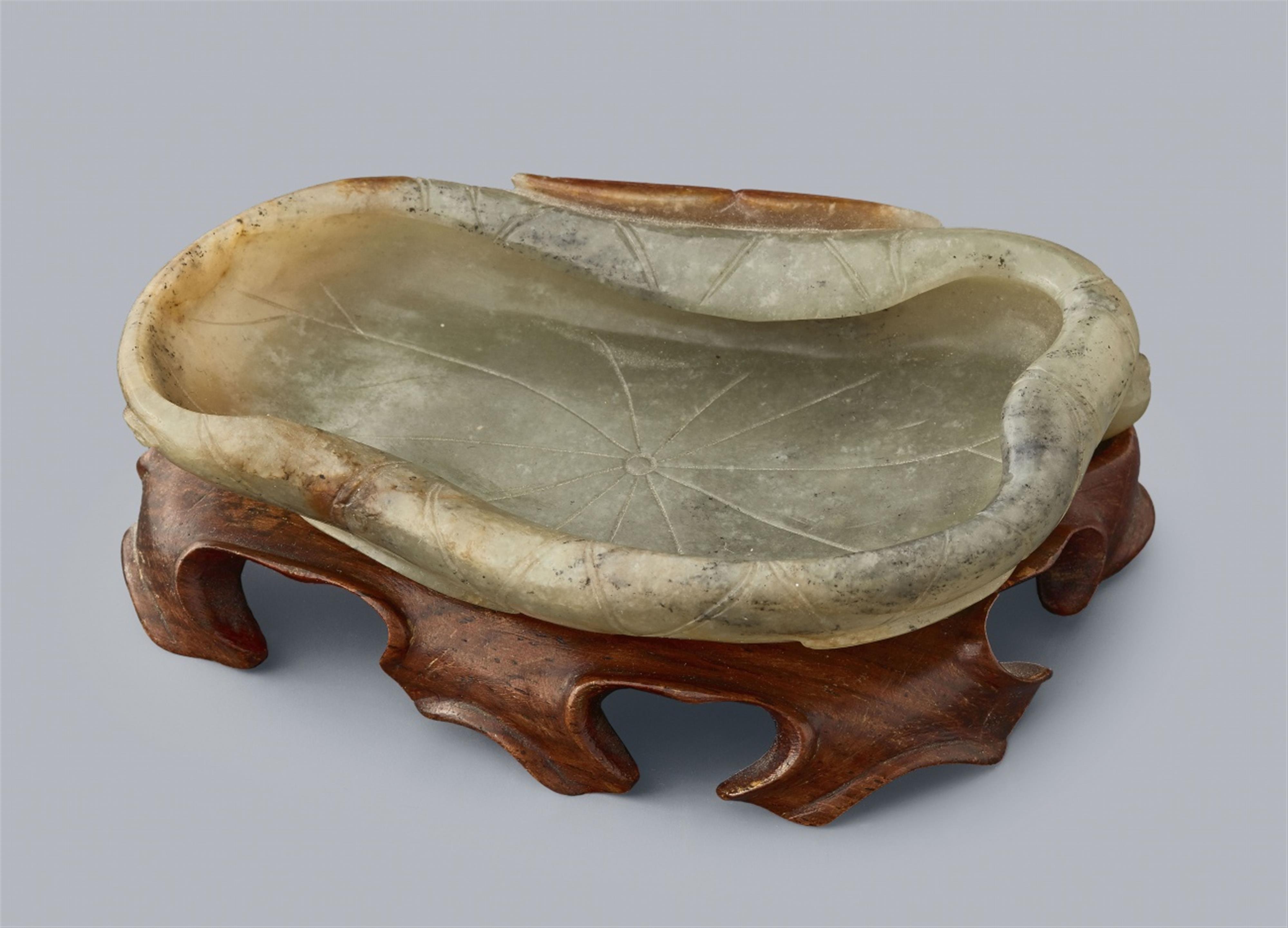 A seladon-green jade brush washer. Ming dynasty - image-1