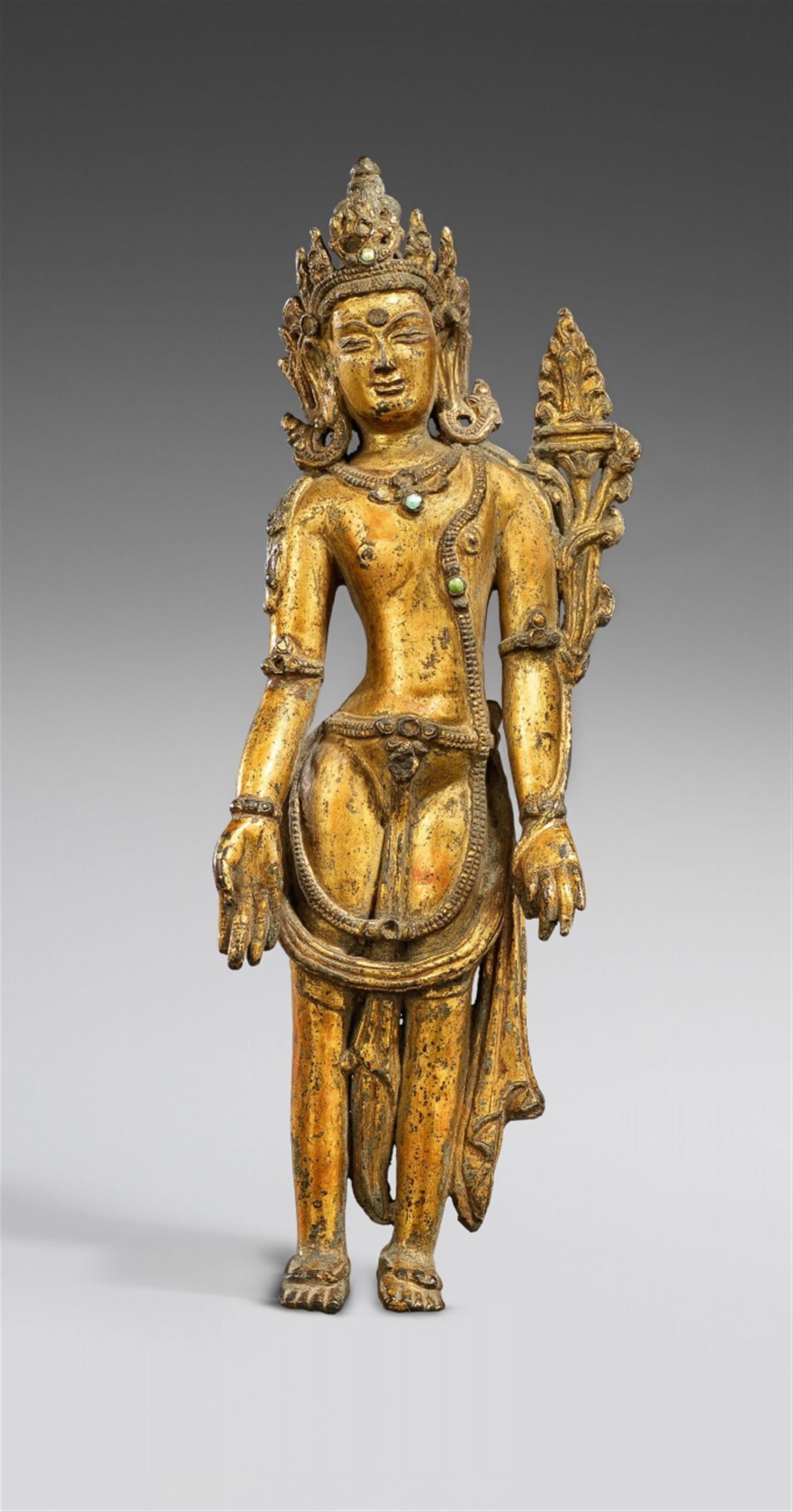 A Tibetan gilt bronze figure of Manjushri. 15th century - image-2