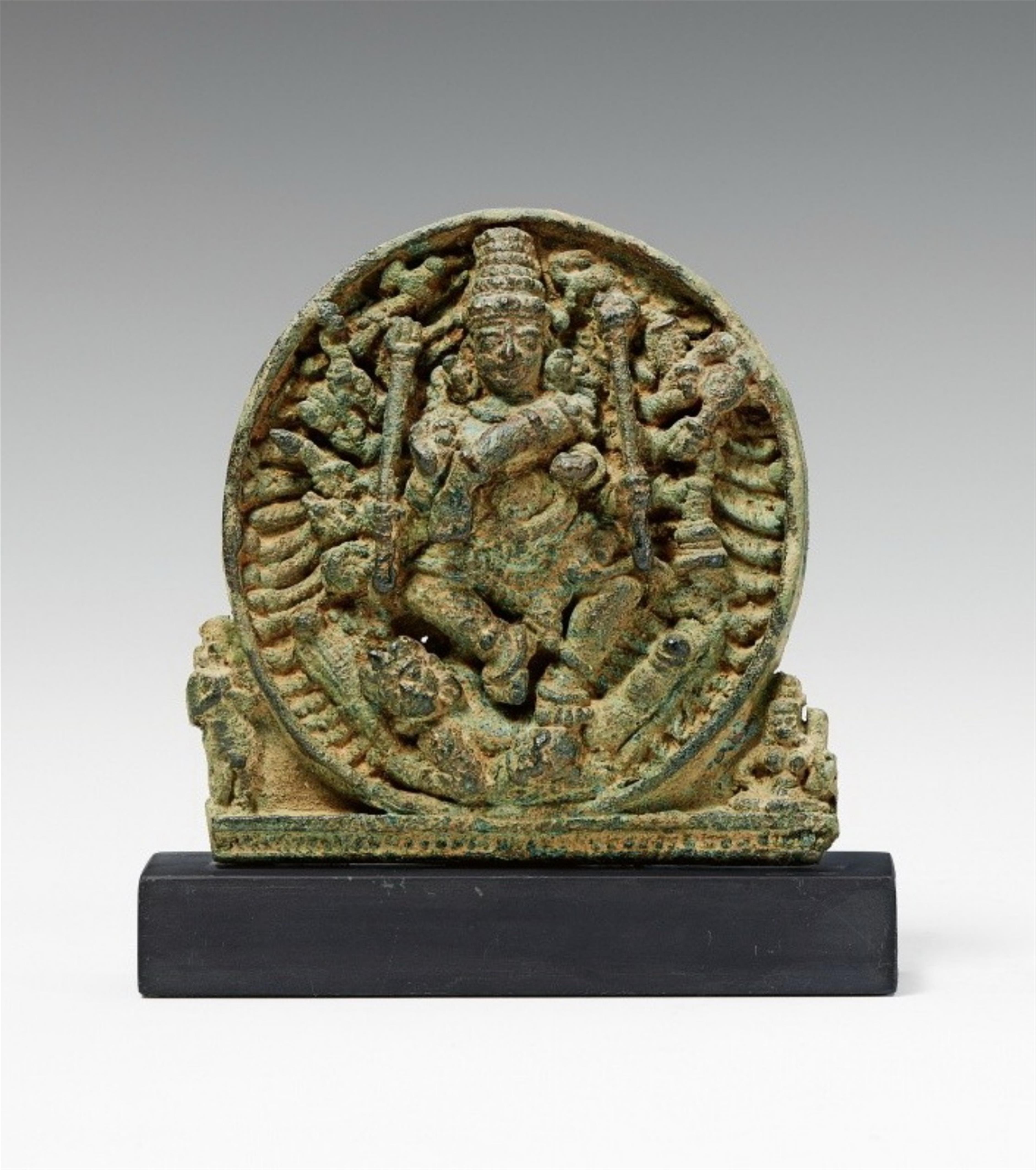 A Kerala bronze relief panel. 15th/17th century - image-1