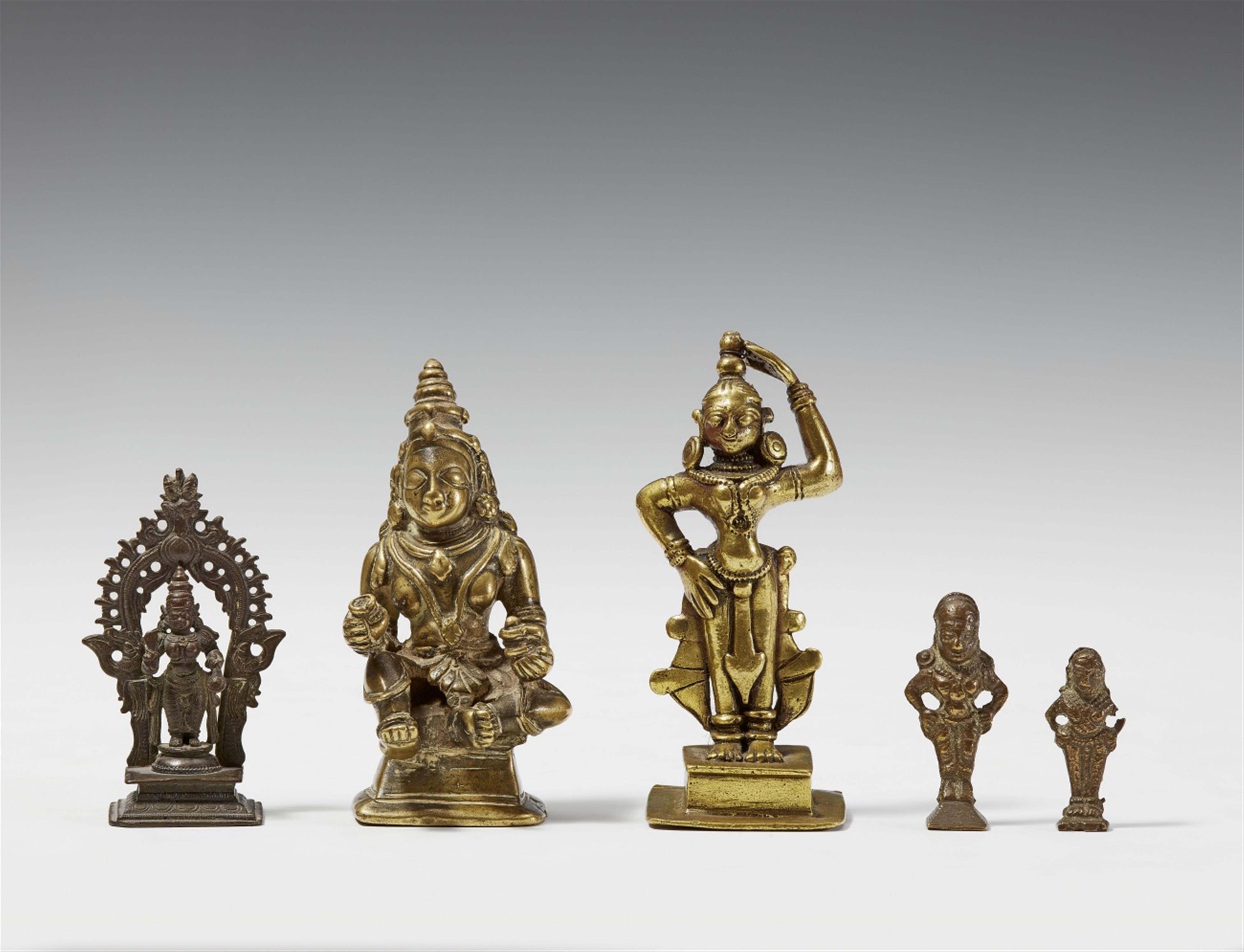 Five bronze figures of female deities. Southern India and other regions. 18th century and later - image-1