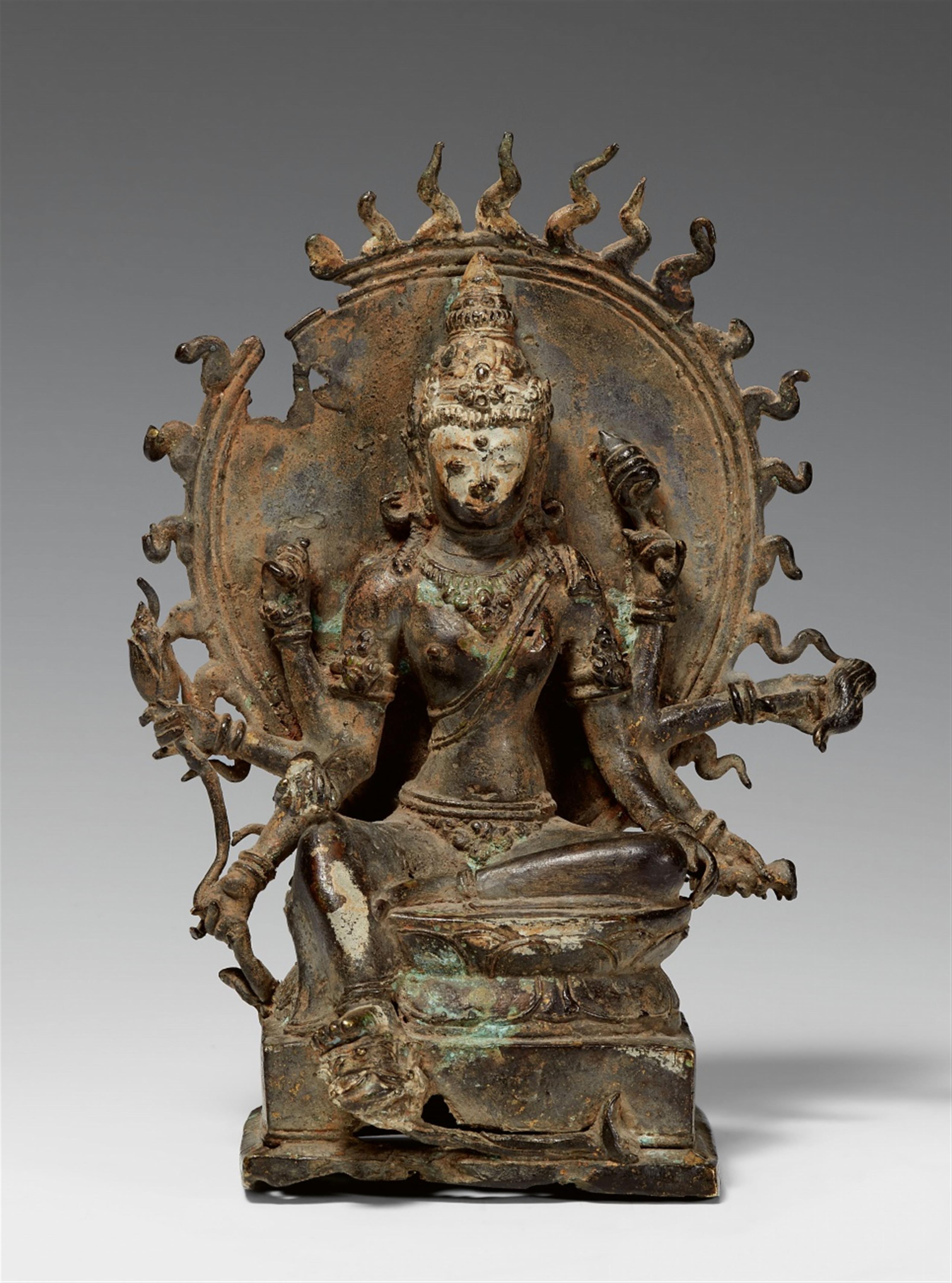 A Javanese bronze figure of a bejewelled deity. Possibly 16th century - image-1