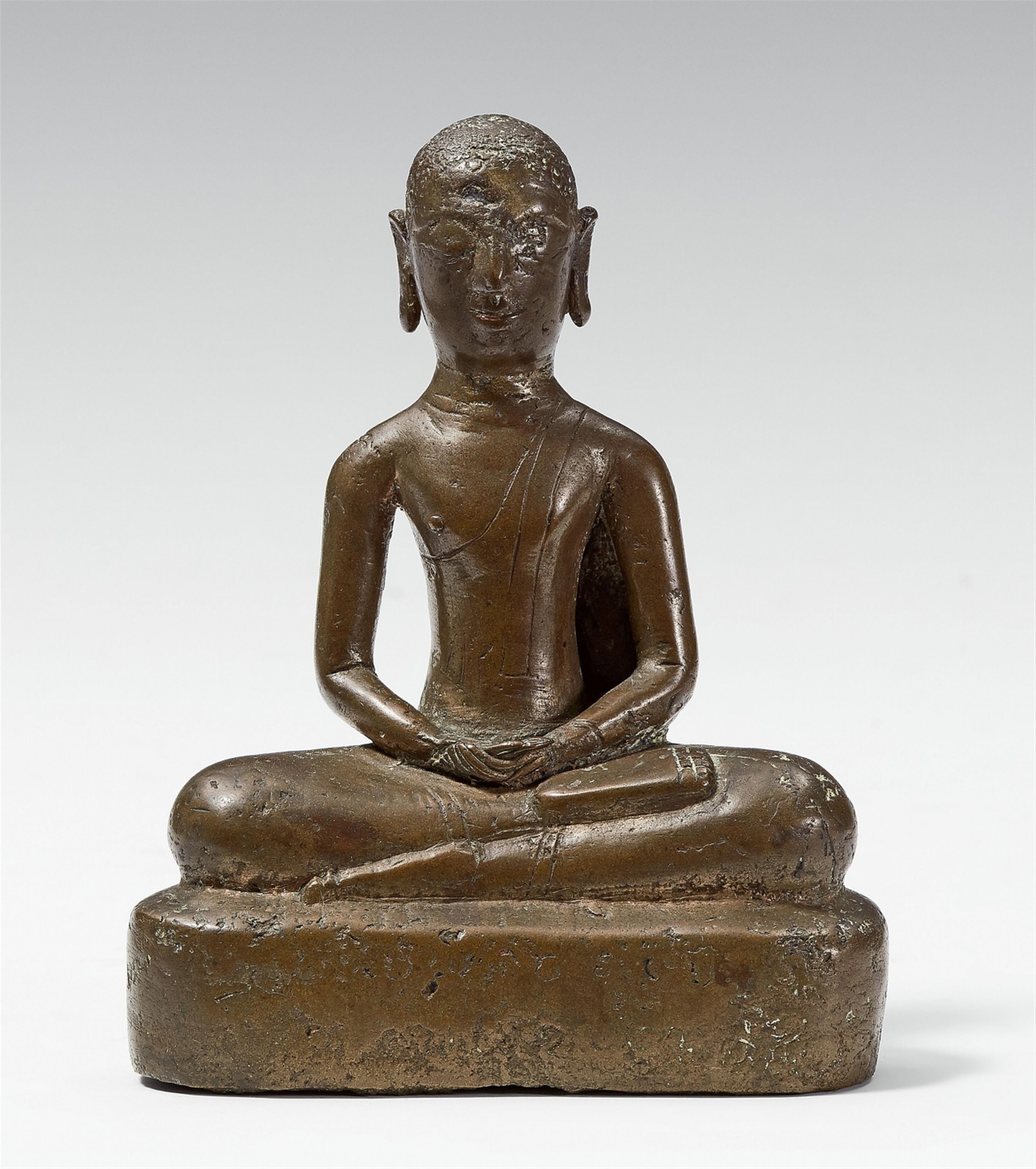 Buddha oder Mönch. Kupfrige Bronze. Thailand. 15. Jh. oder später - image-1