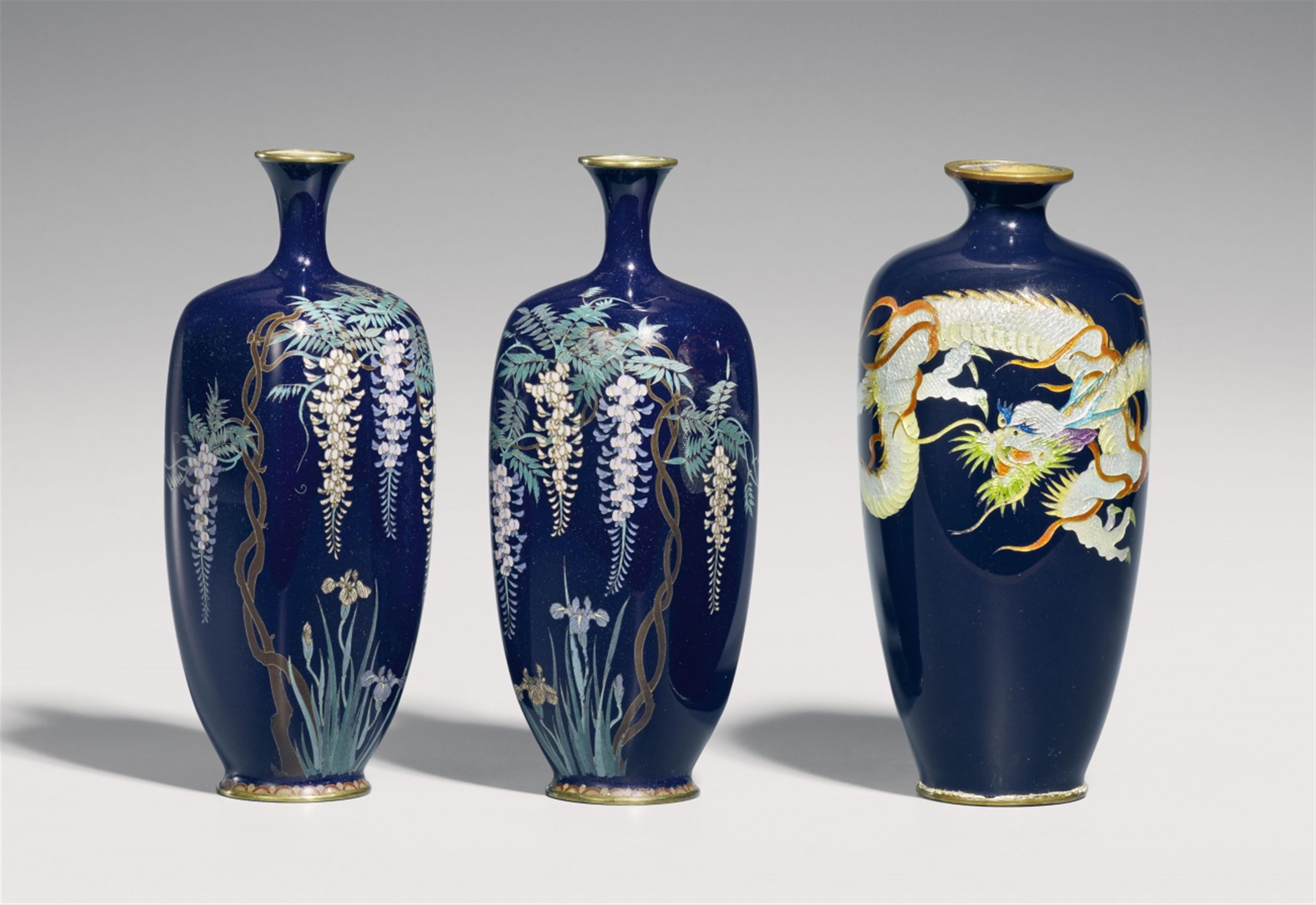 A pair of cloisonné enamel vases and another vase. Late 19th century - image-1