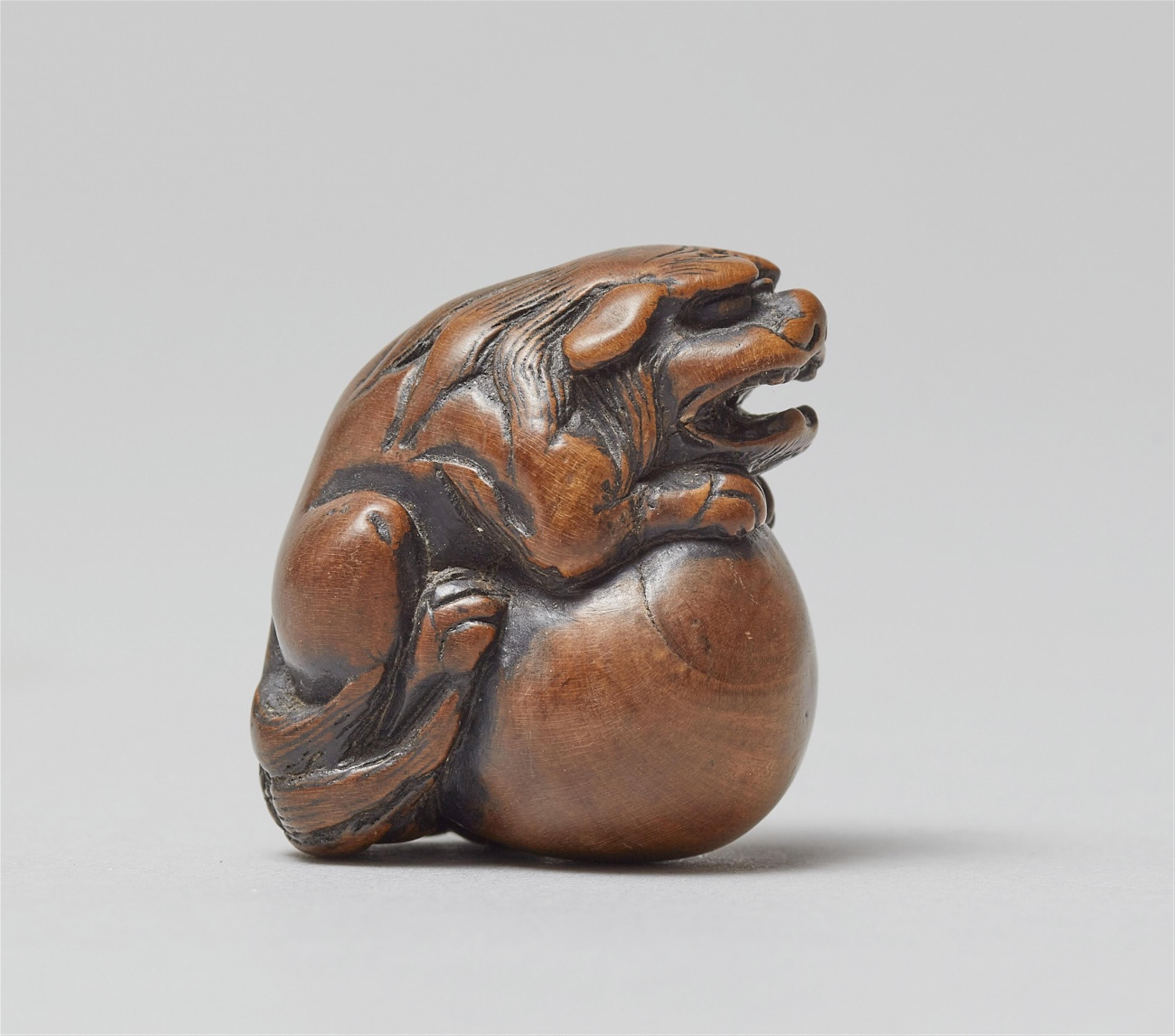 Three boxwood netsuke. 19th century - image-10