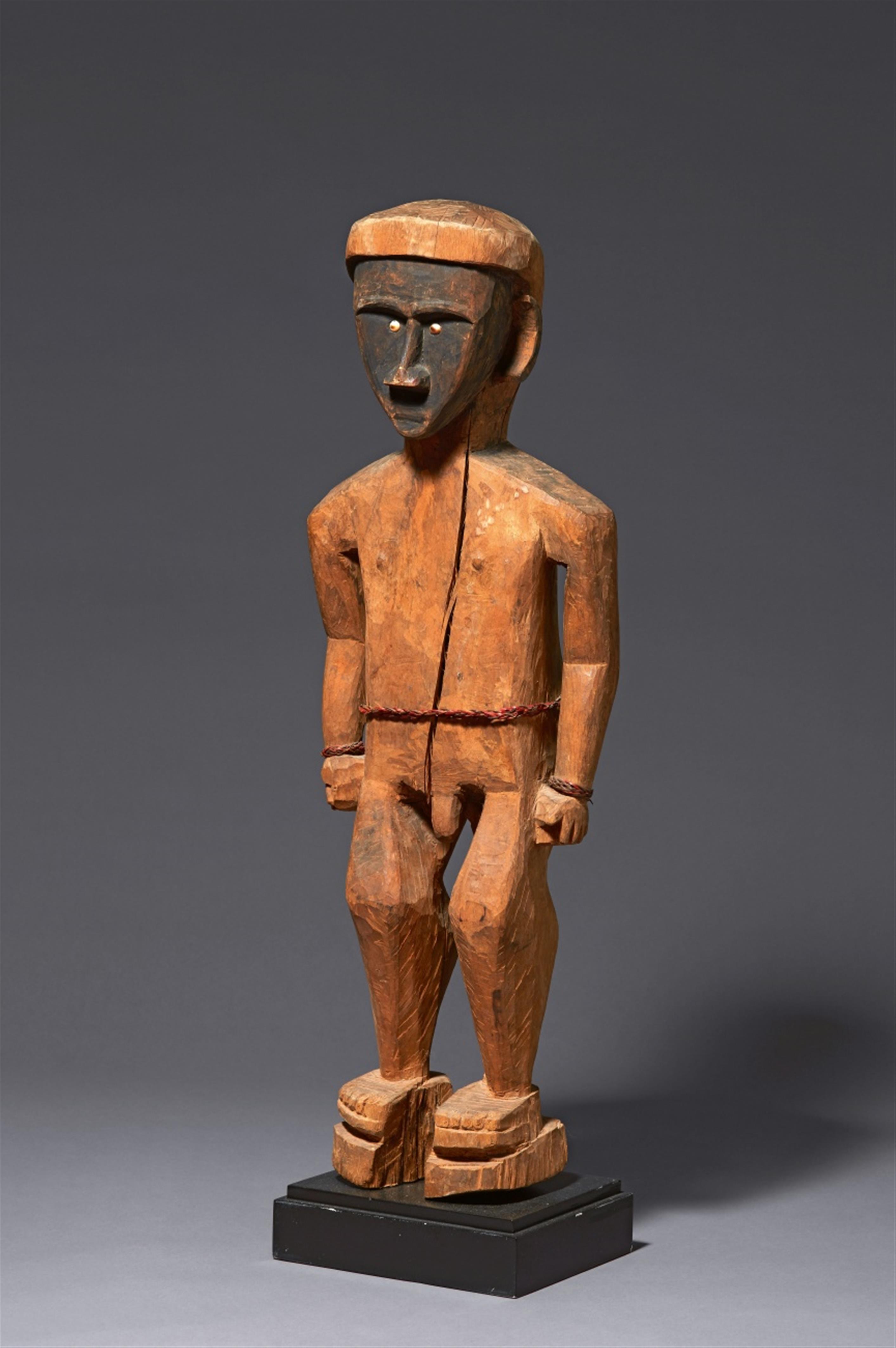 PALAU FIGURE - image-1