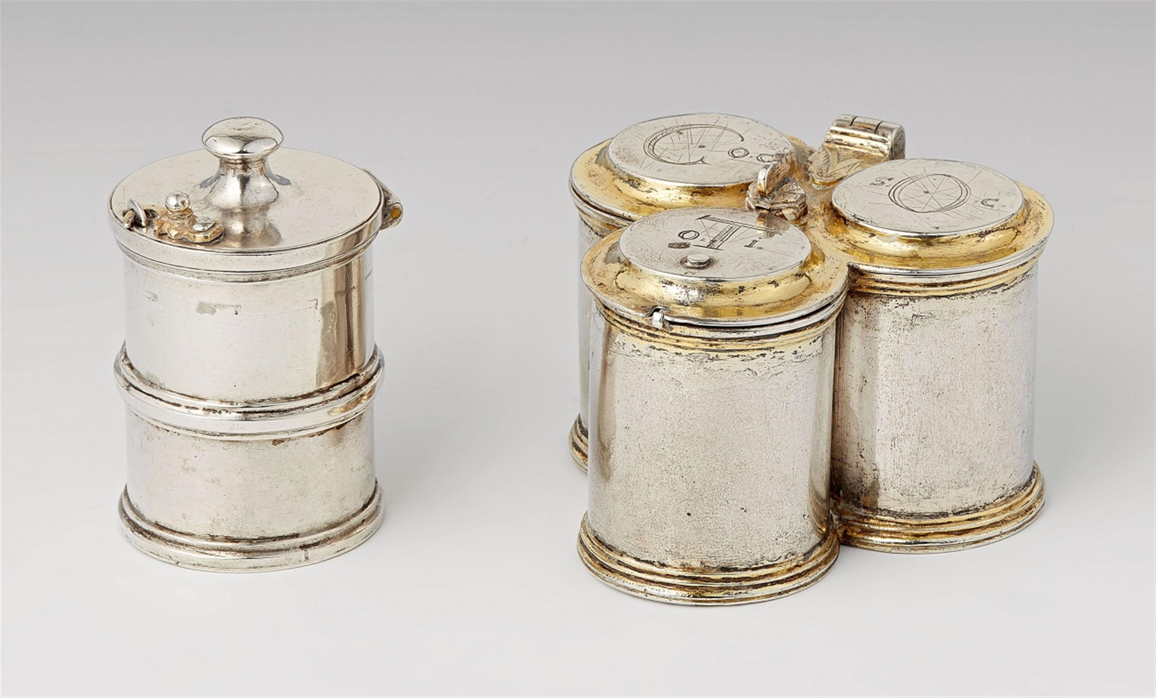 Two parcel gilt silver ointment jars - image-1