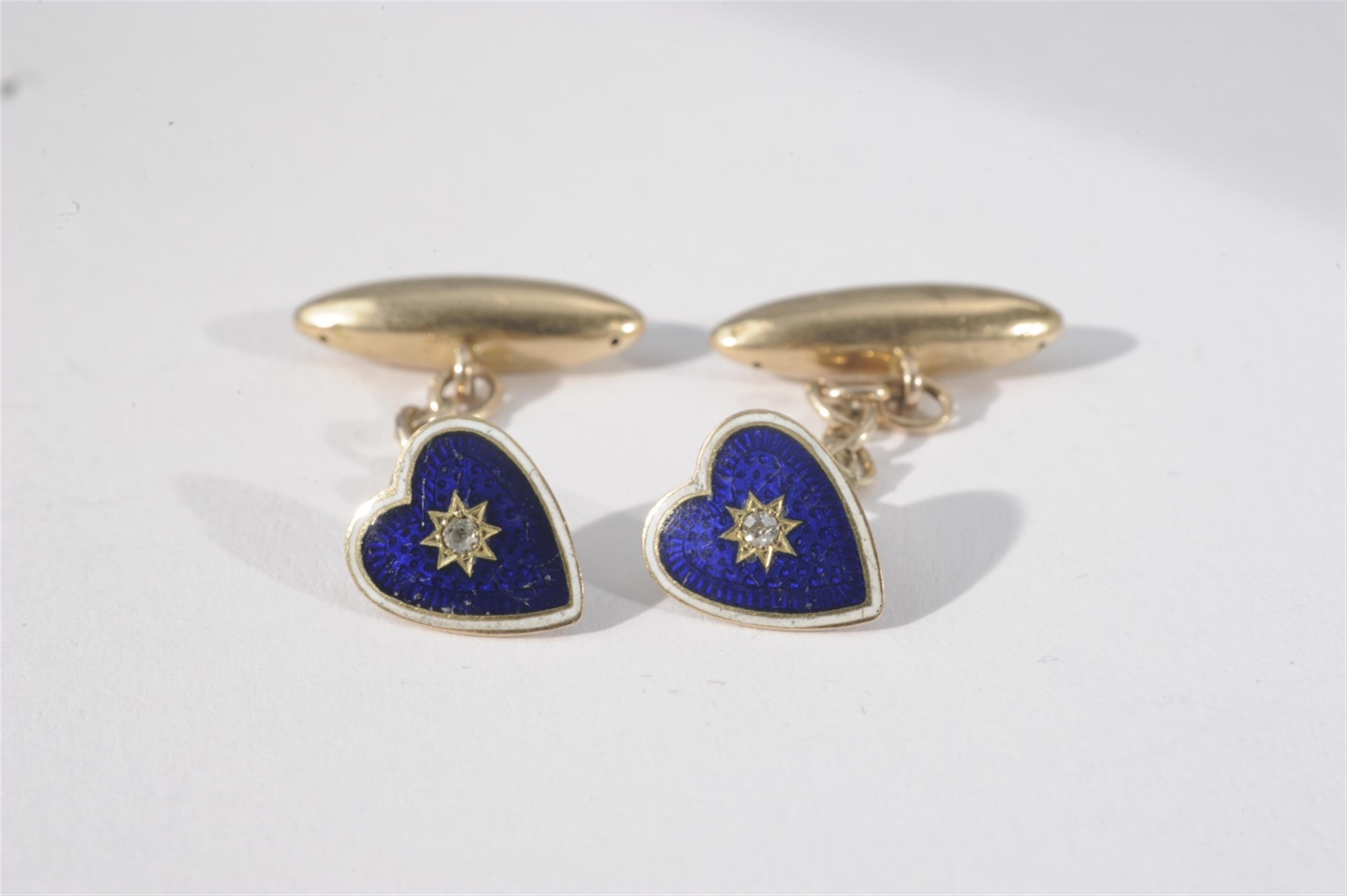 A pair of enamelled 15k red gold cufflinks - image-1