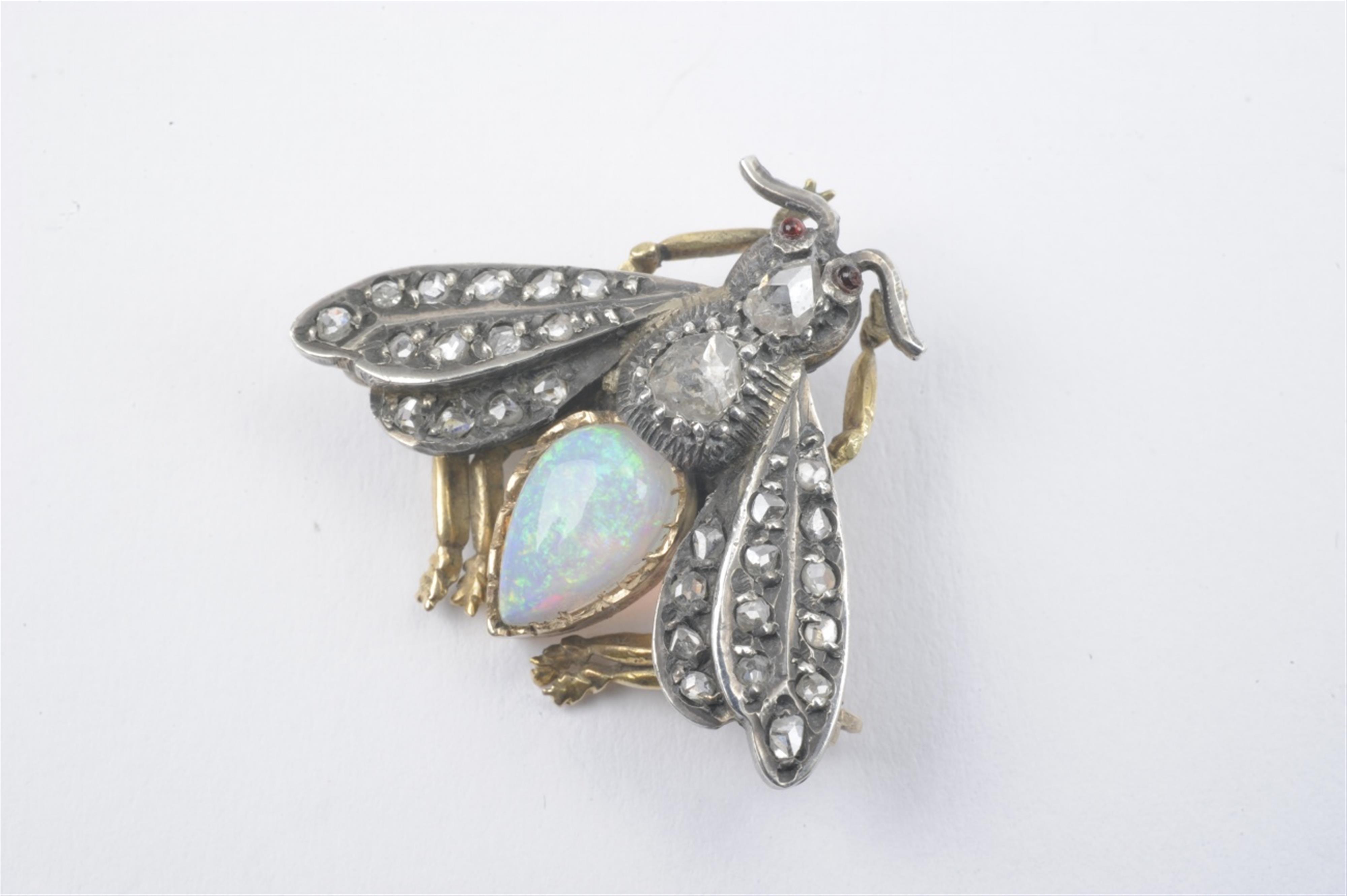 A 14k gold and silver novelty brooch - image-1