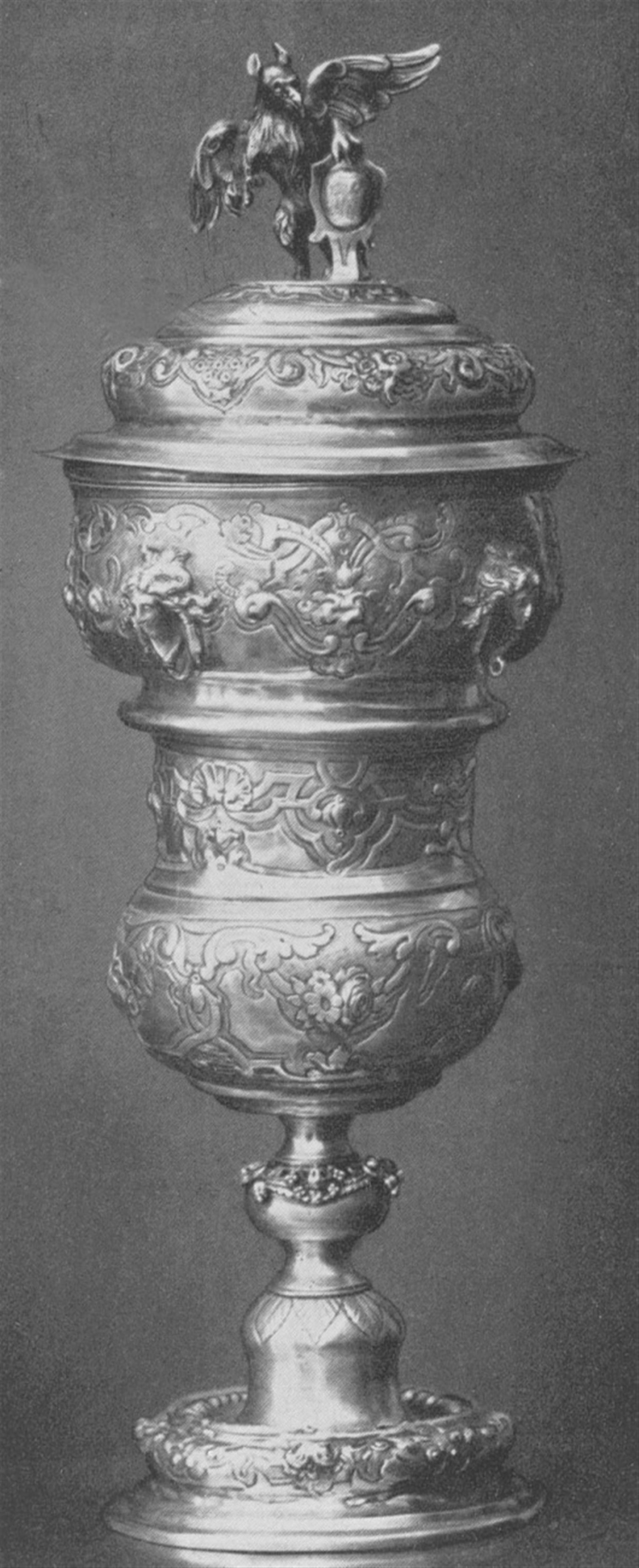 A Munich silver gilt goblet made for the health fund of the Munich locksmith's guild - image-2