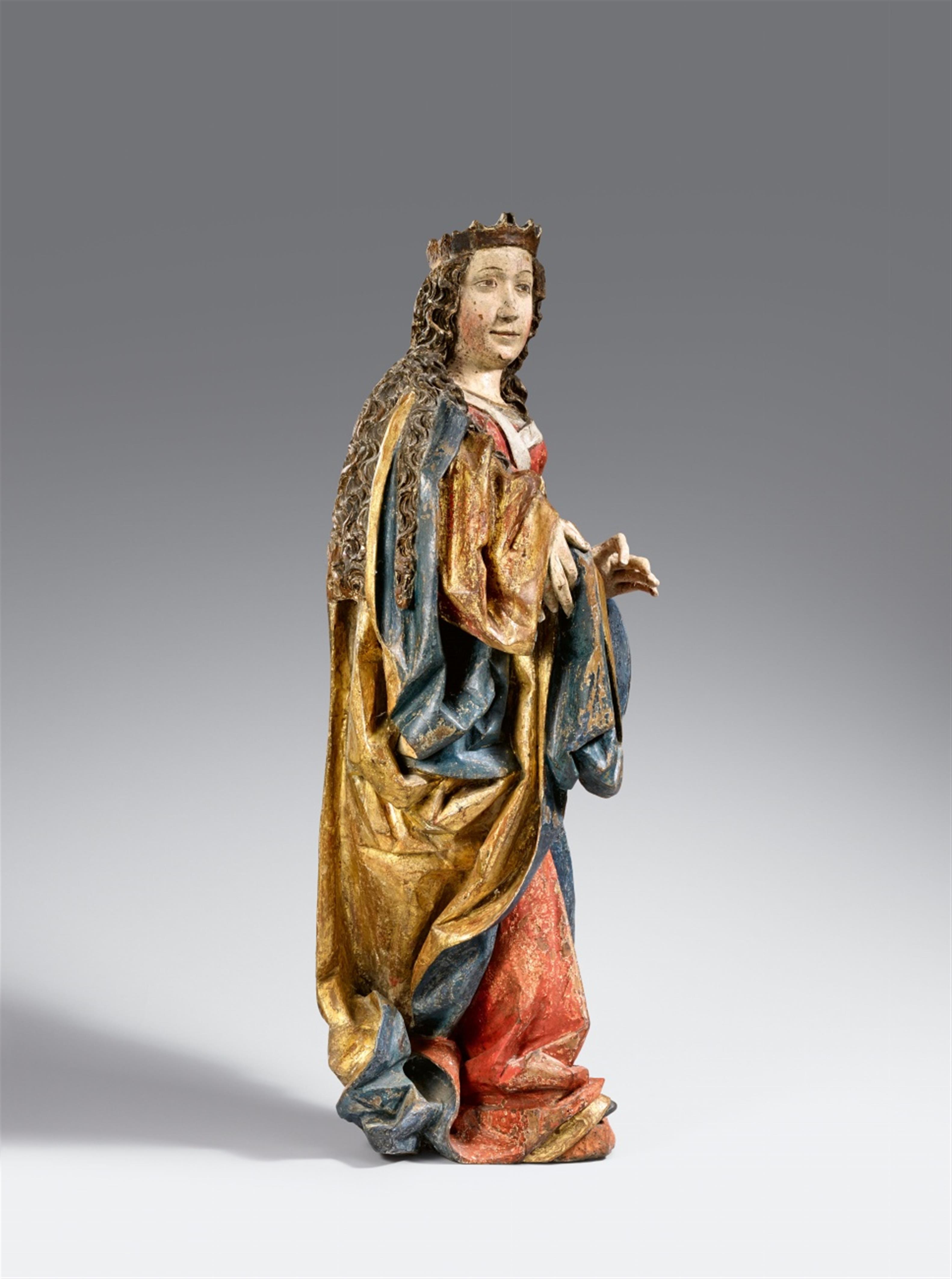 Südtirol, circa 1470/1480 - A carved pinewood figure of the Virgin from an Annunciation(?), South Tyrol, circa 1470/1480 - image-2