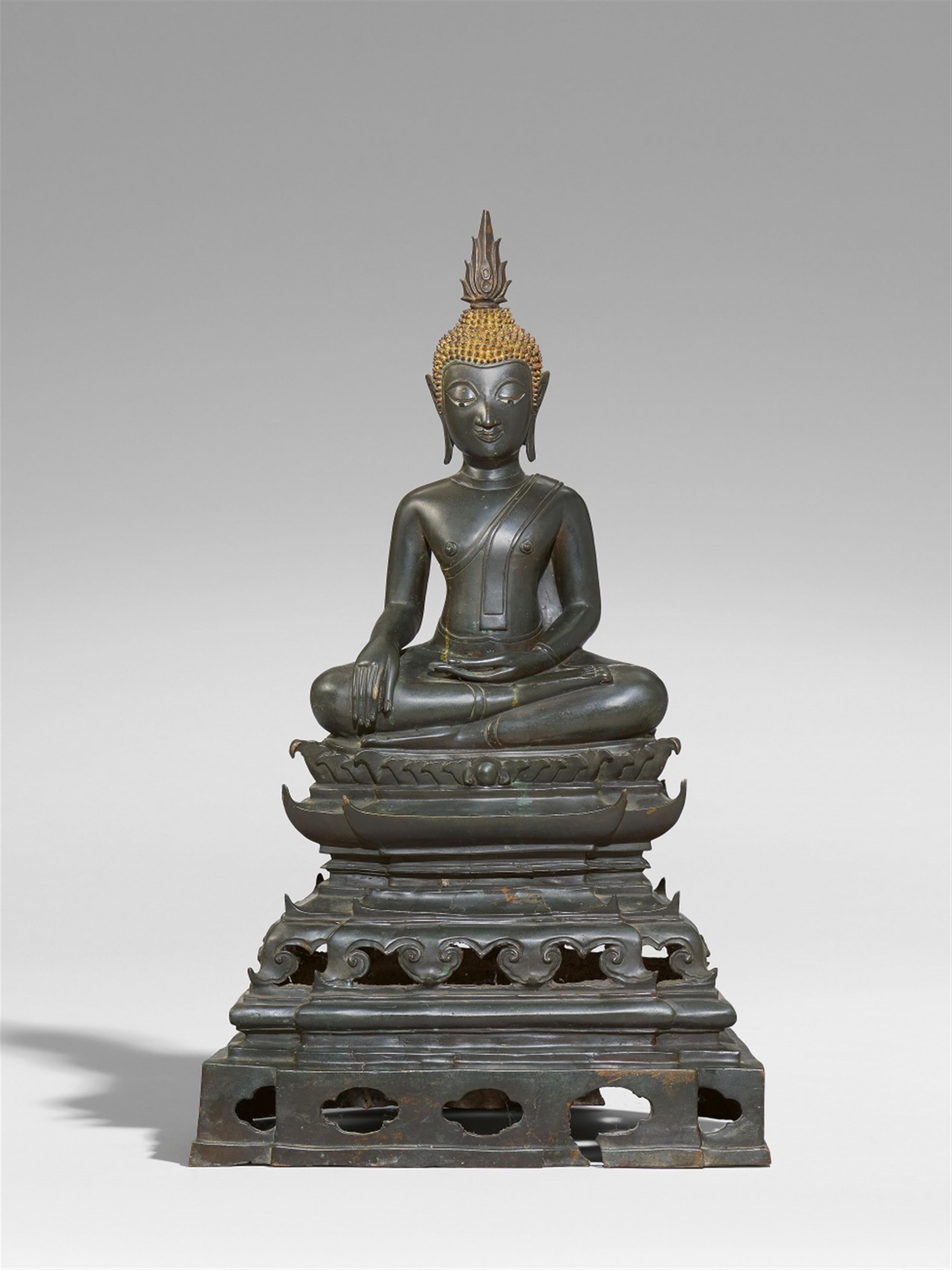 A Thai or Laotian bronze figure of a Buddha Shakyamuni. 19th century or earlier - image-1