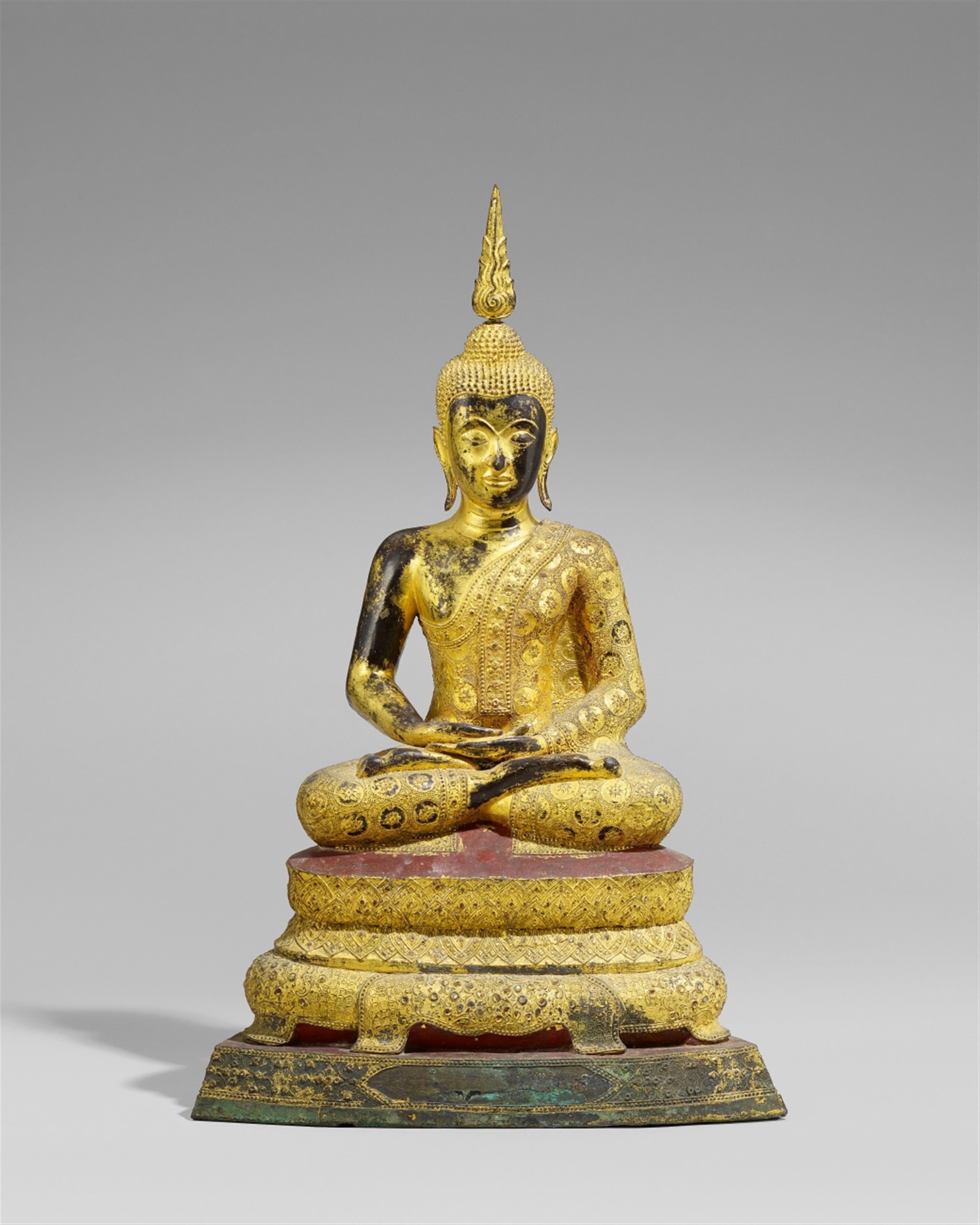 A Ratanakosin lacquered and gilded bronze figure of Buddha Shakyamuni. 19th century - image-1