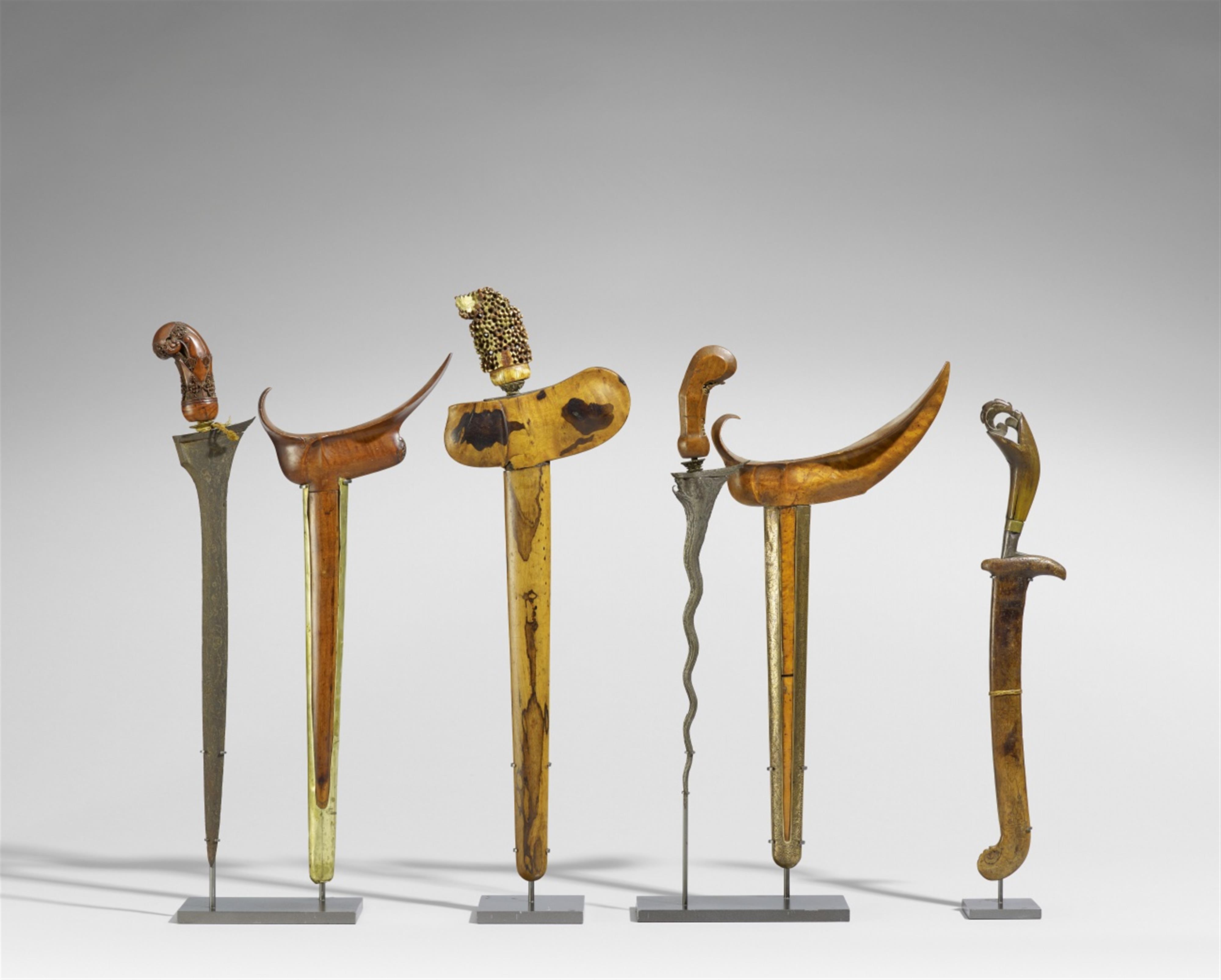 Four Indonesian keris. 19th century - image-1