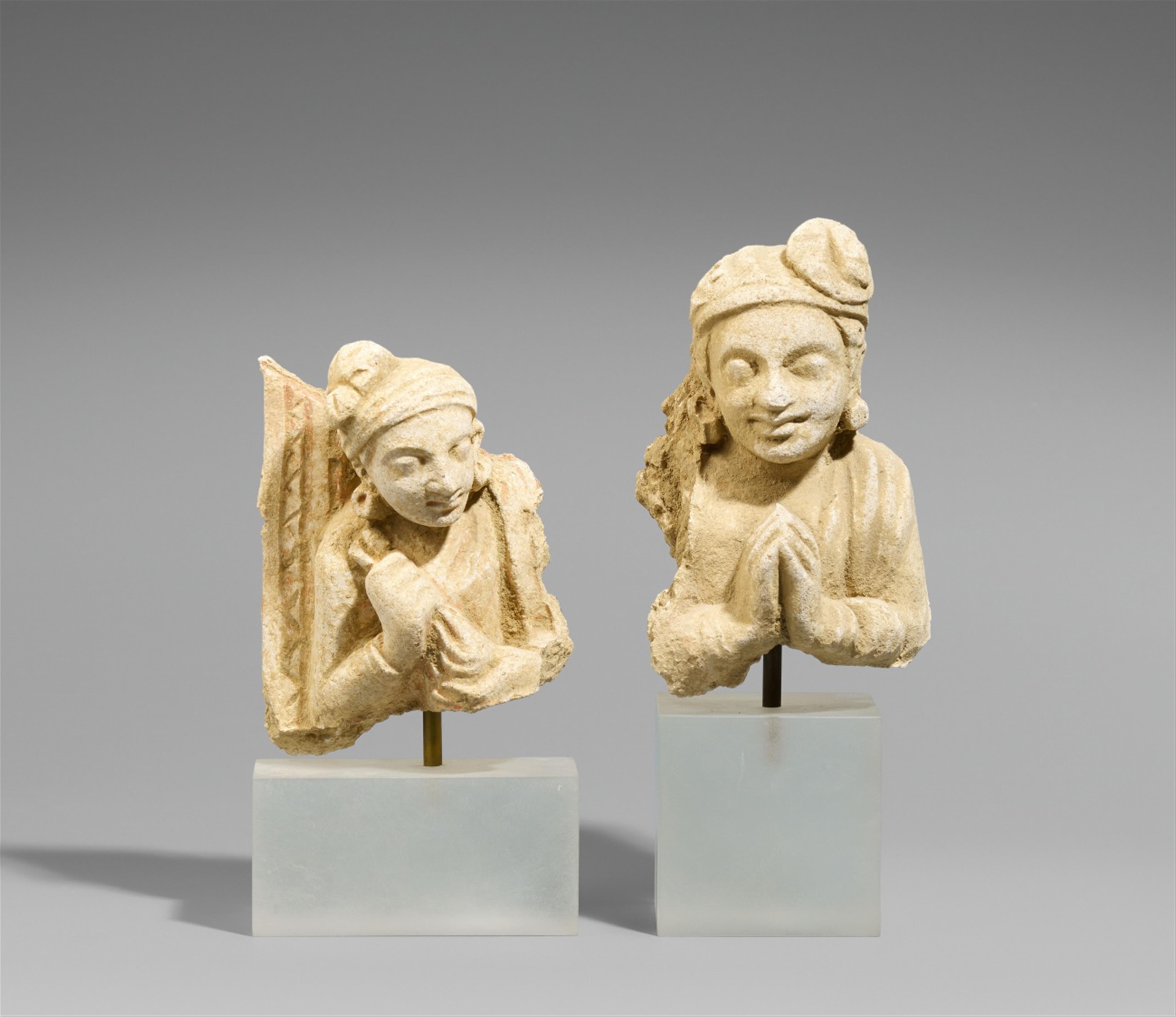 Two Hadda stucco fragments of figures. 3rd/4th century - image-1