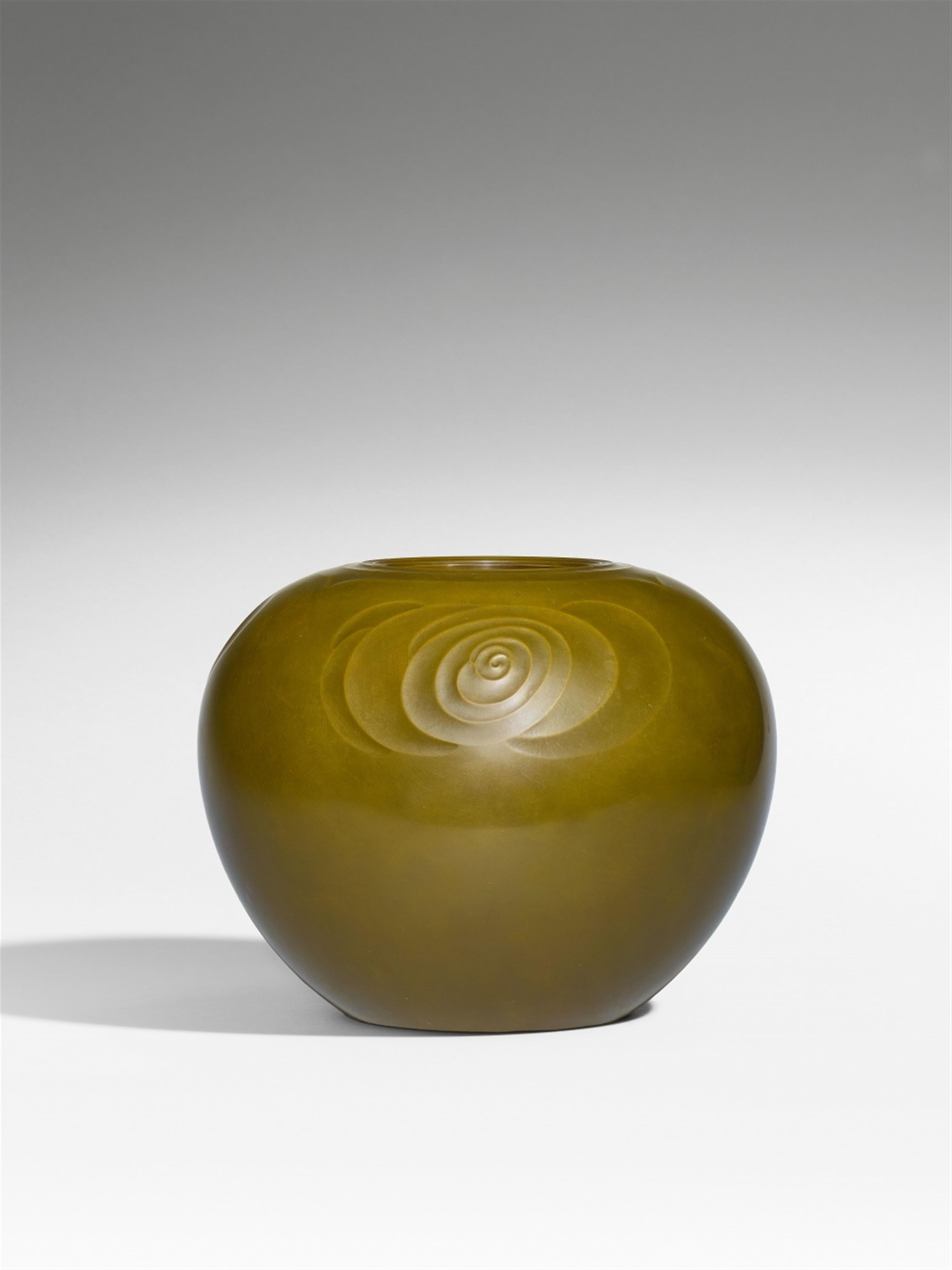 Große Vase. Bronze. Ca. 1972 - image-1