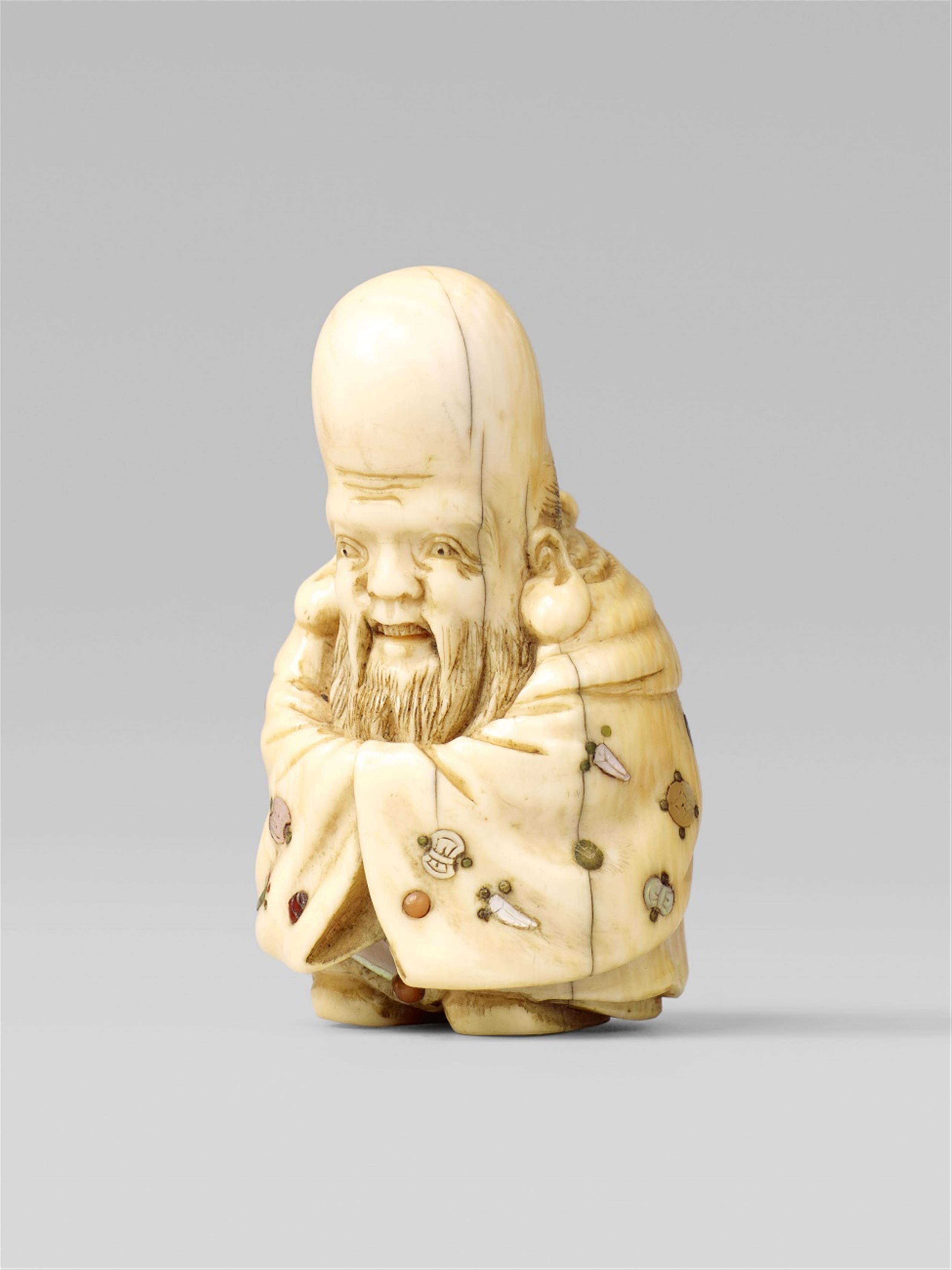 A Shibayama ivory netsuke of Fukurokuju. Late 19th century - image-1