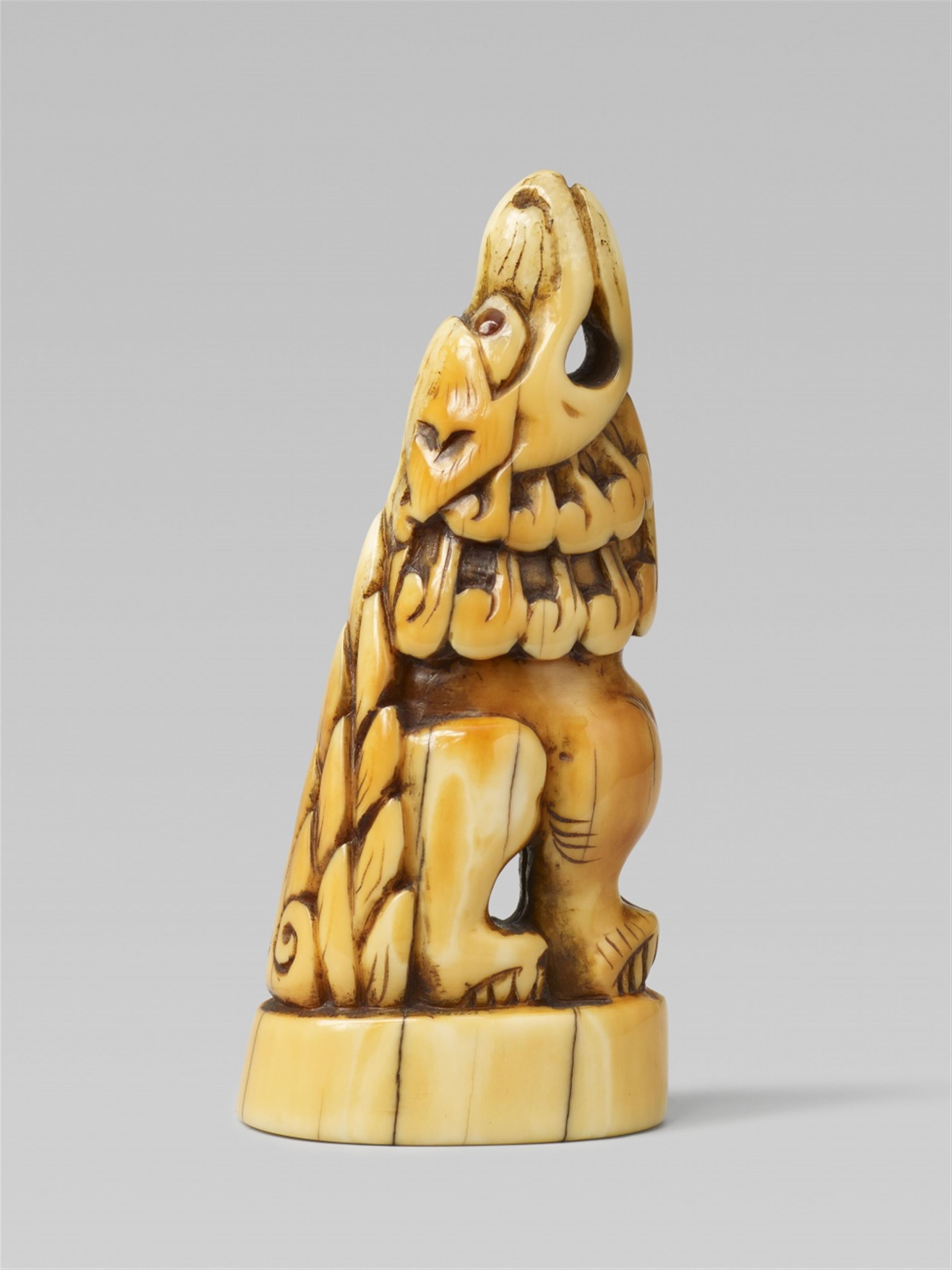 A walrus tusk netsuke of a shishi. 18th century - image-1