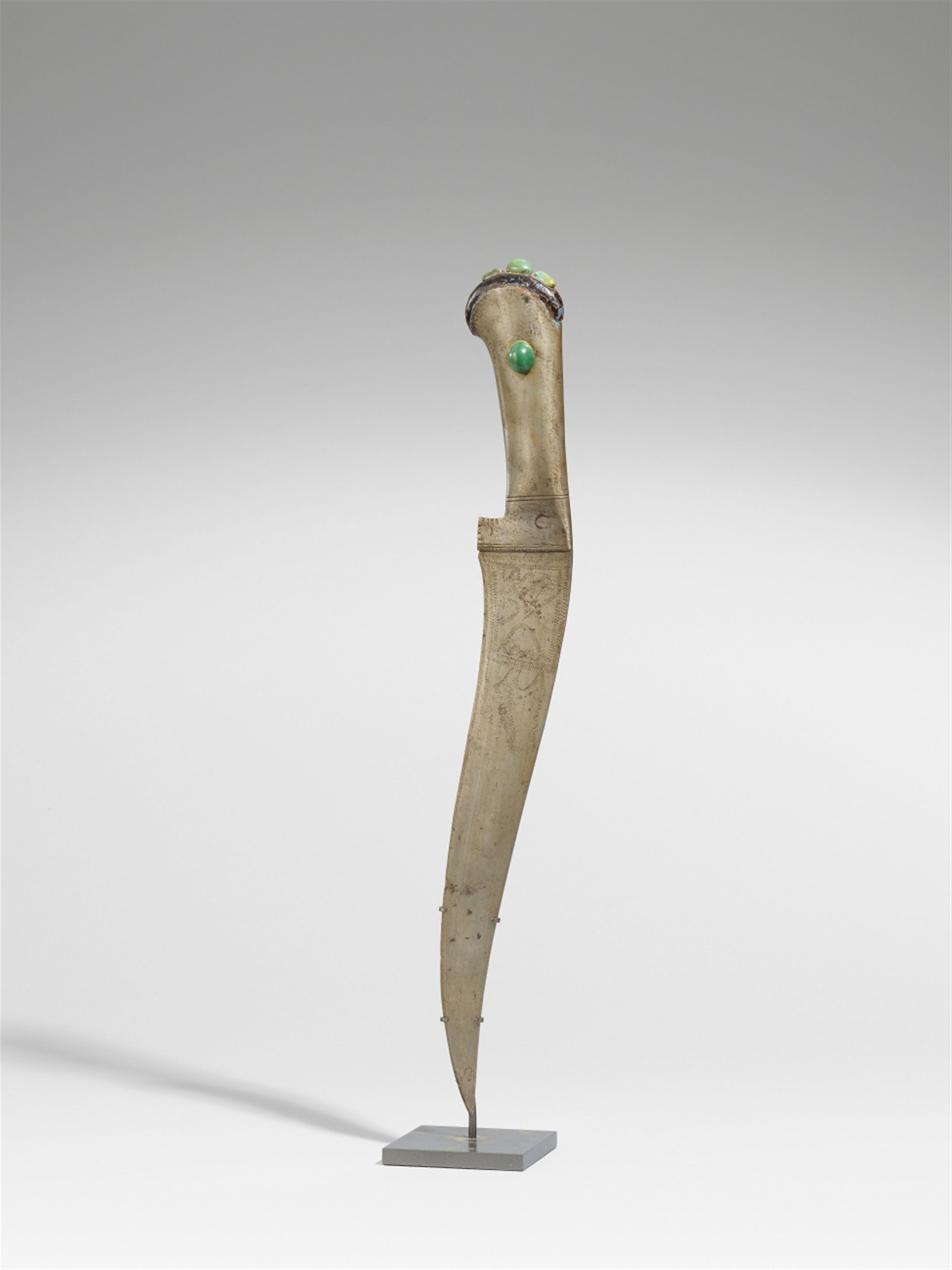 A large Indian dagger. 19th century - image-1