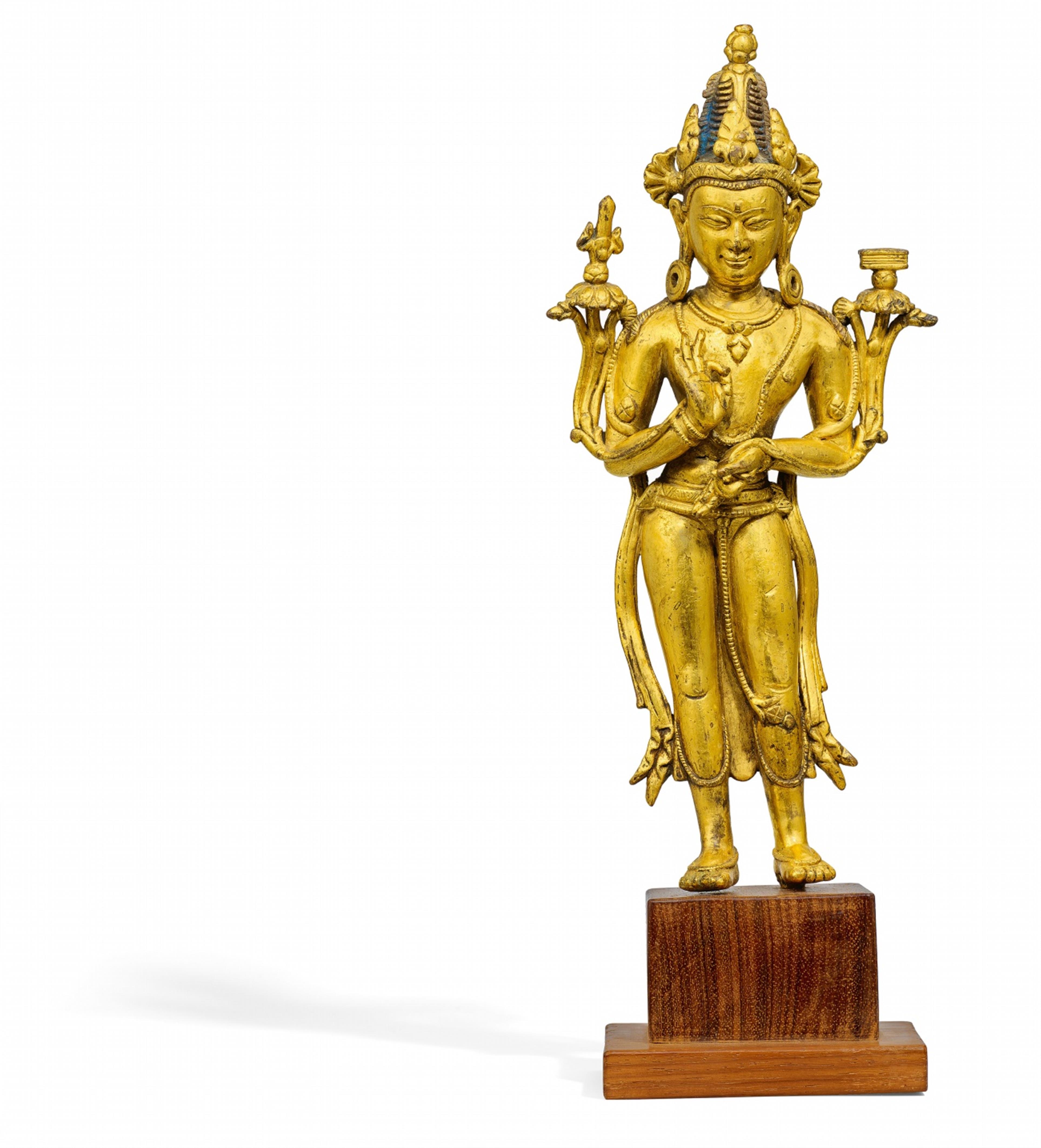 A Tibetan gilt bronze figure of Manjushri. 17th/18th century - image-1