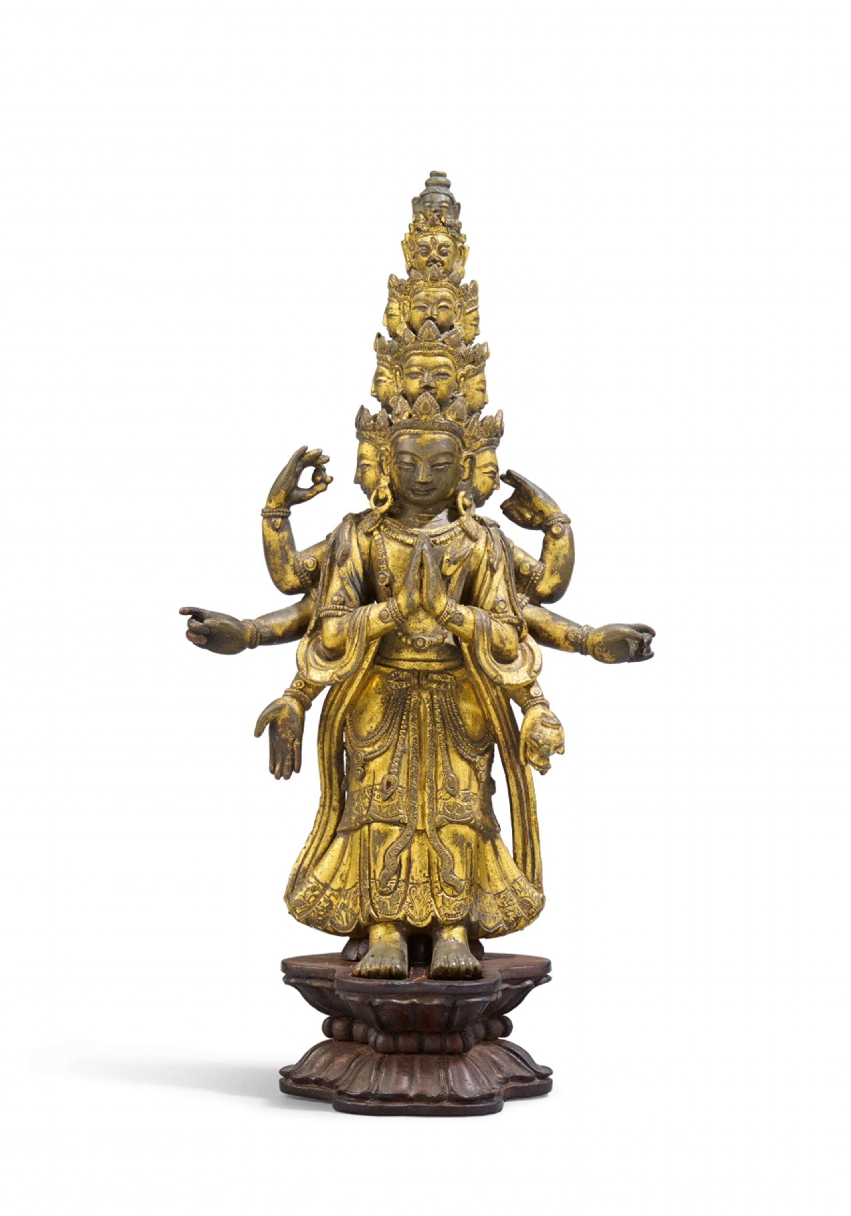 Elfköpfiger Avalokiteshvara. Feuervergoldete Bronze. Tibet. 18. Jh. - image-1