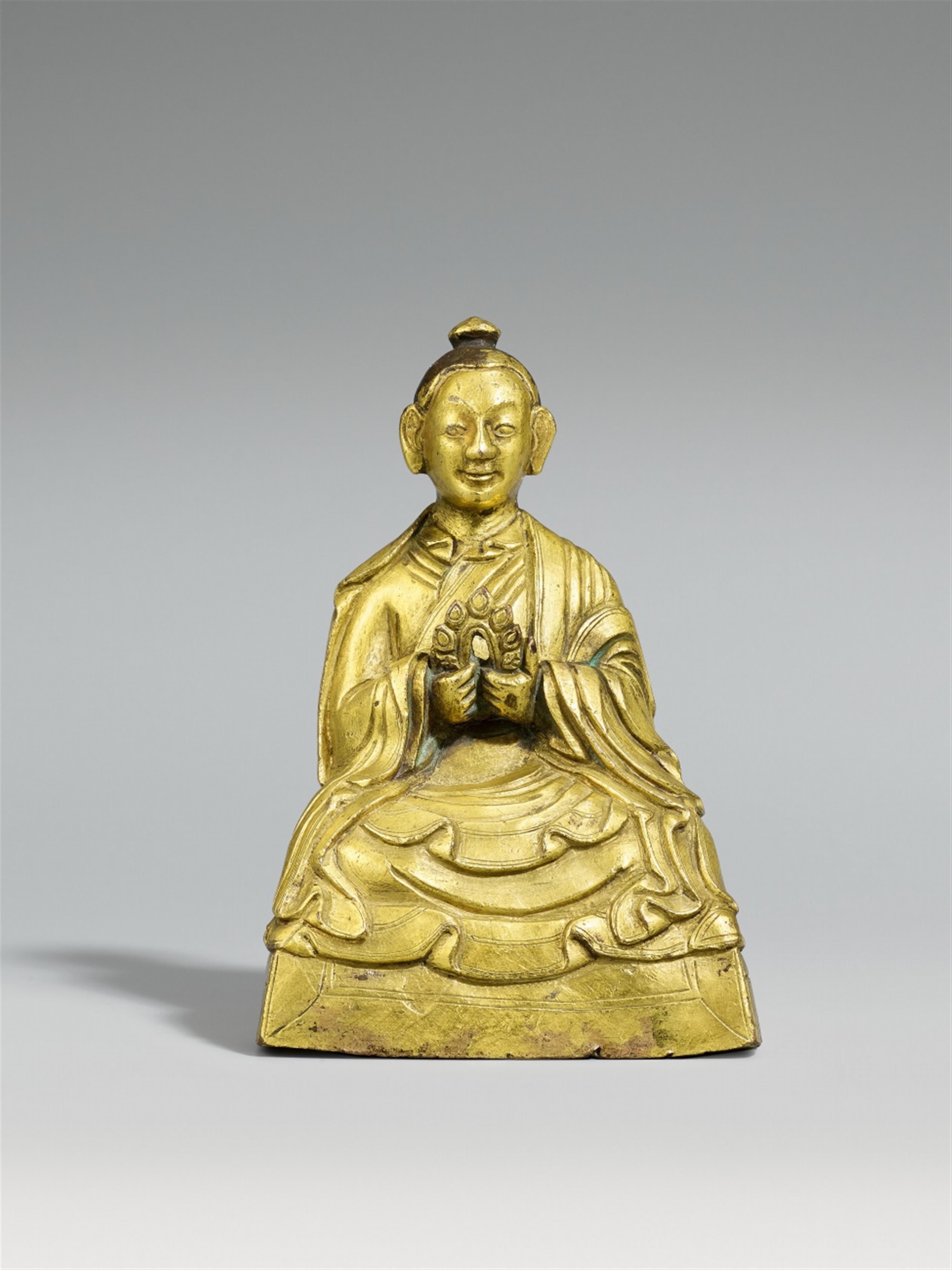 A Sinotibetan gilt bronze figure of arhat Rahula. 18th century - image-1