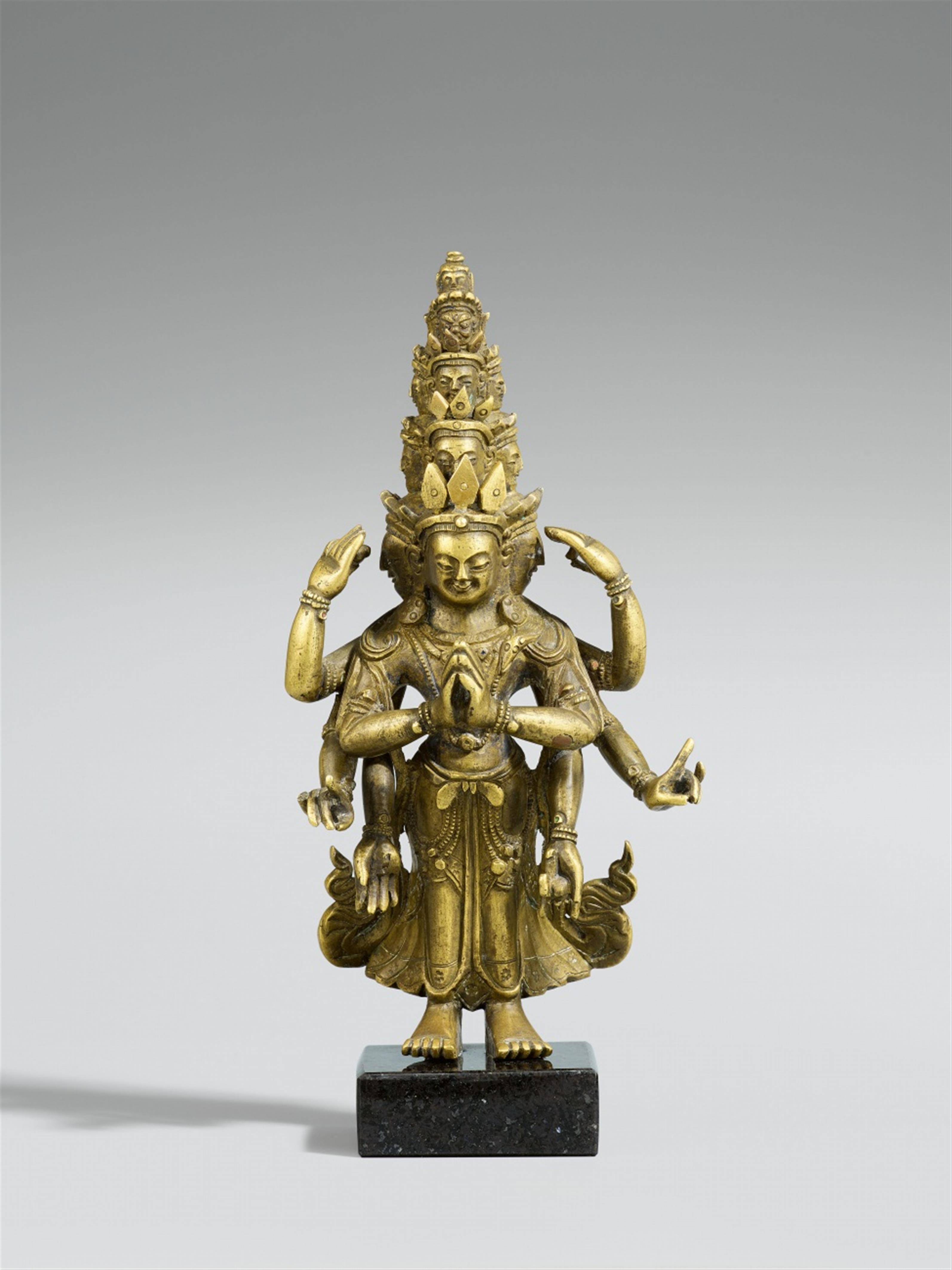 A Tibetan bronze figure of the eleven-headed Avalokiteshvara. 19th century - image-1