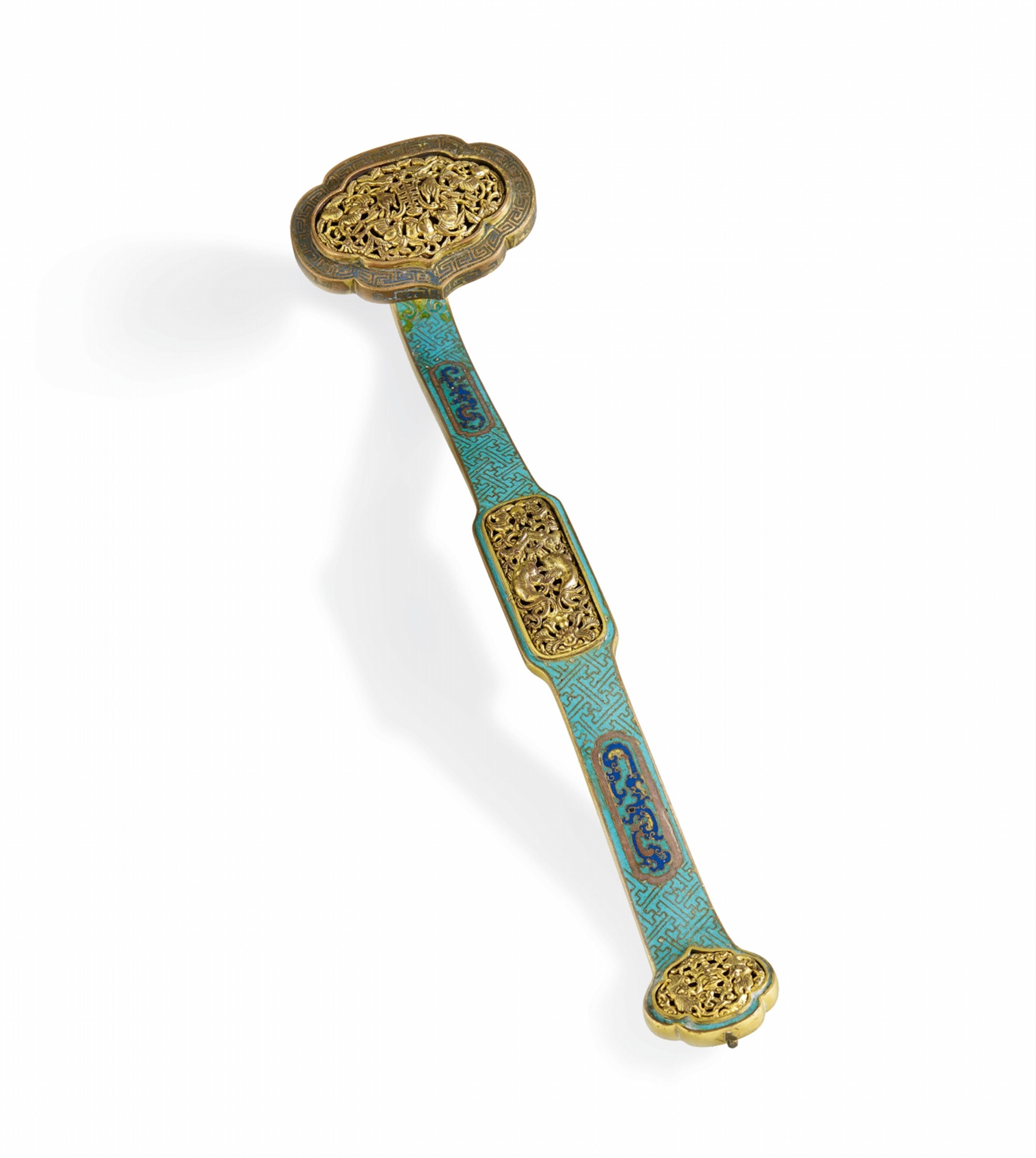 A cloisonné enamel ruyi sceptre. 18th century - image-1