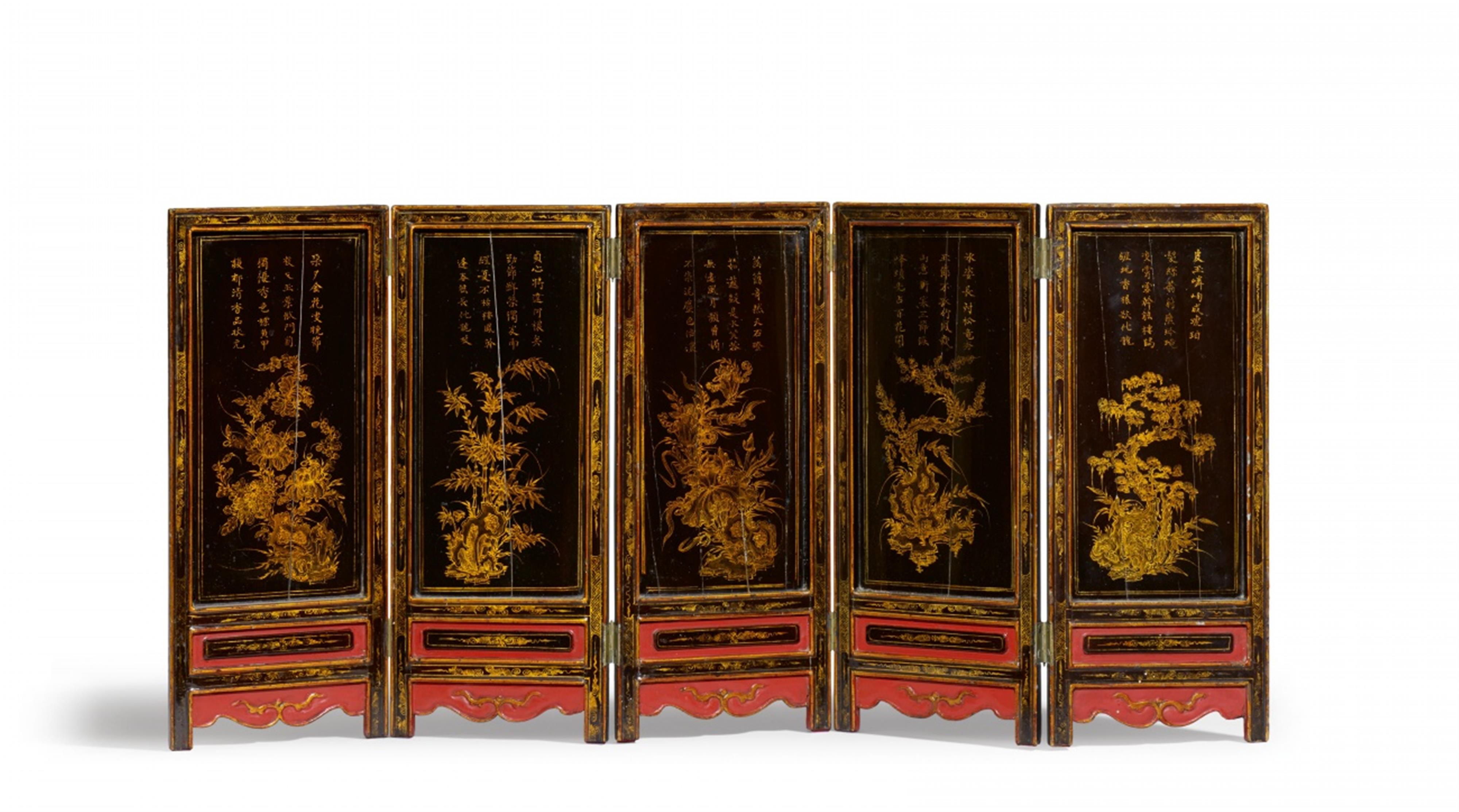 A wood and lacquer five-panel table screen. Late 19th century - image-1